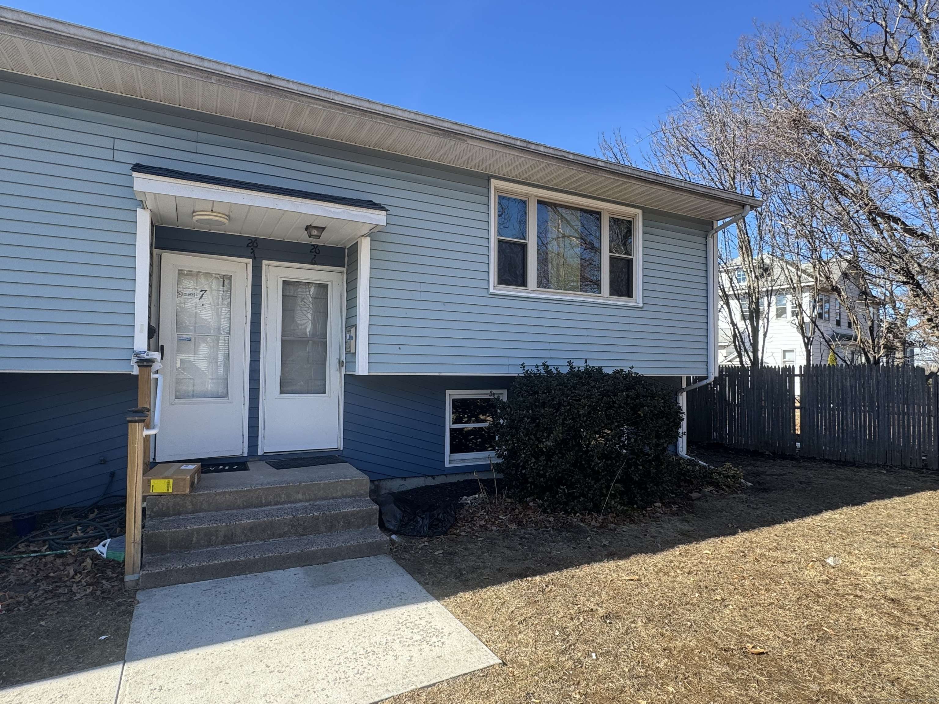 Waterbury, CT 06708,26 Shirley Street #APT 6