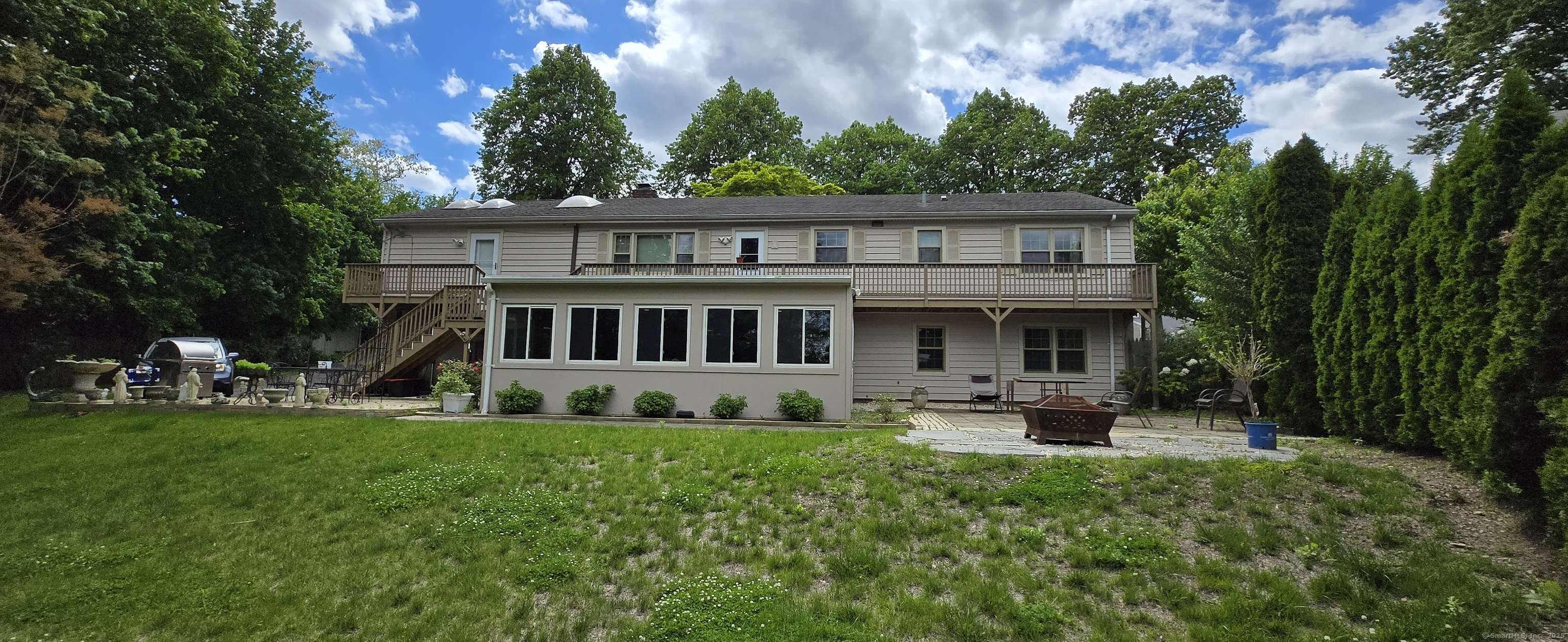 Greenwich, CT 06807,37 Maplewood Drive