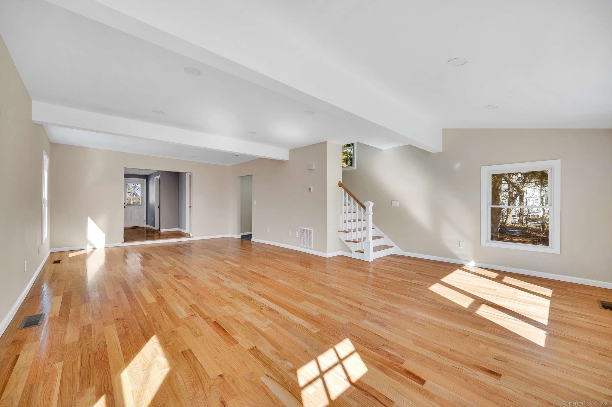 Milford, CT 06461,964 Naugatuck Avenue