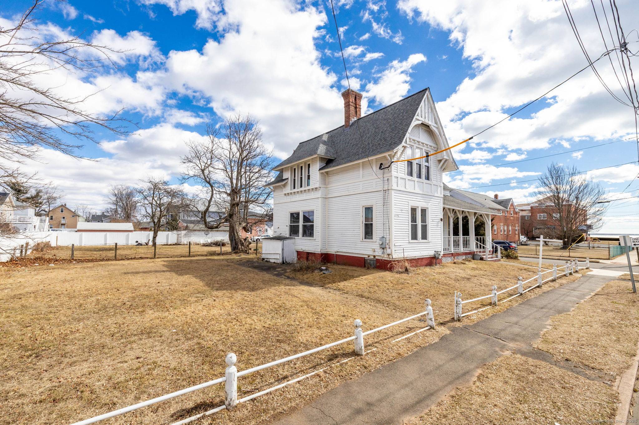 West Haven, CT 06516,35 Peck Avenue