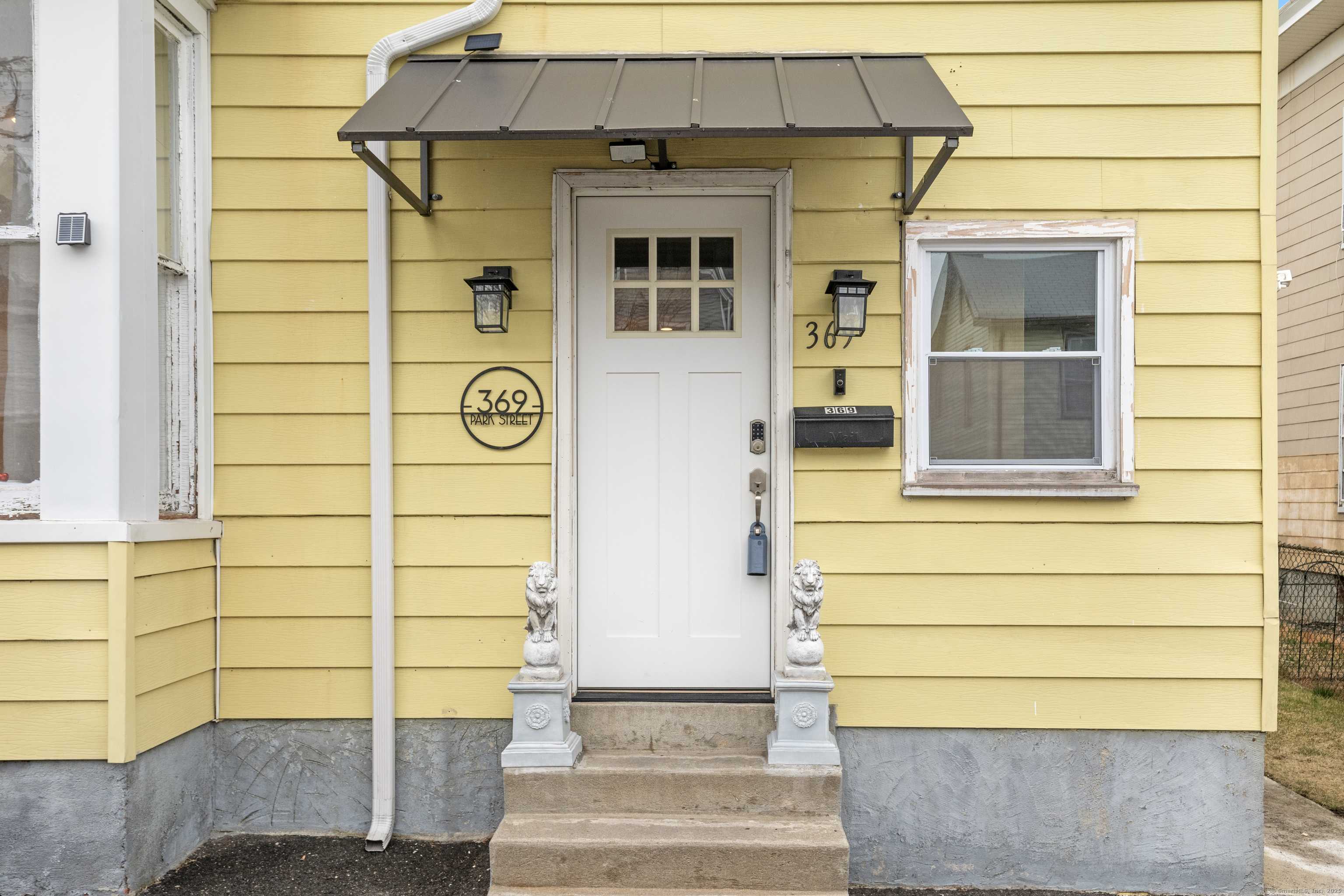 Bridgeport, CT 06608,369 Park Street