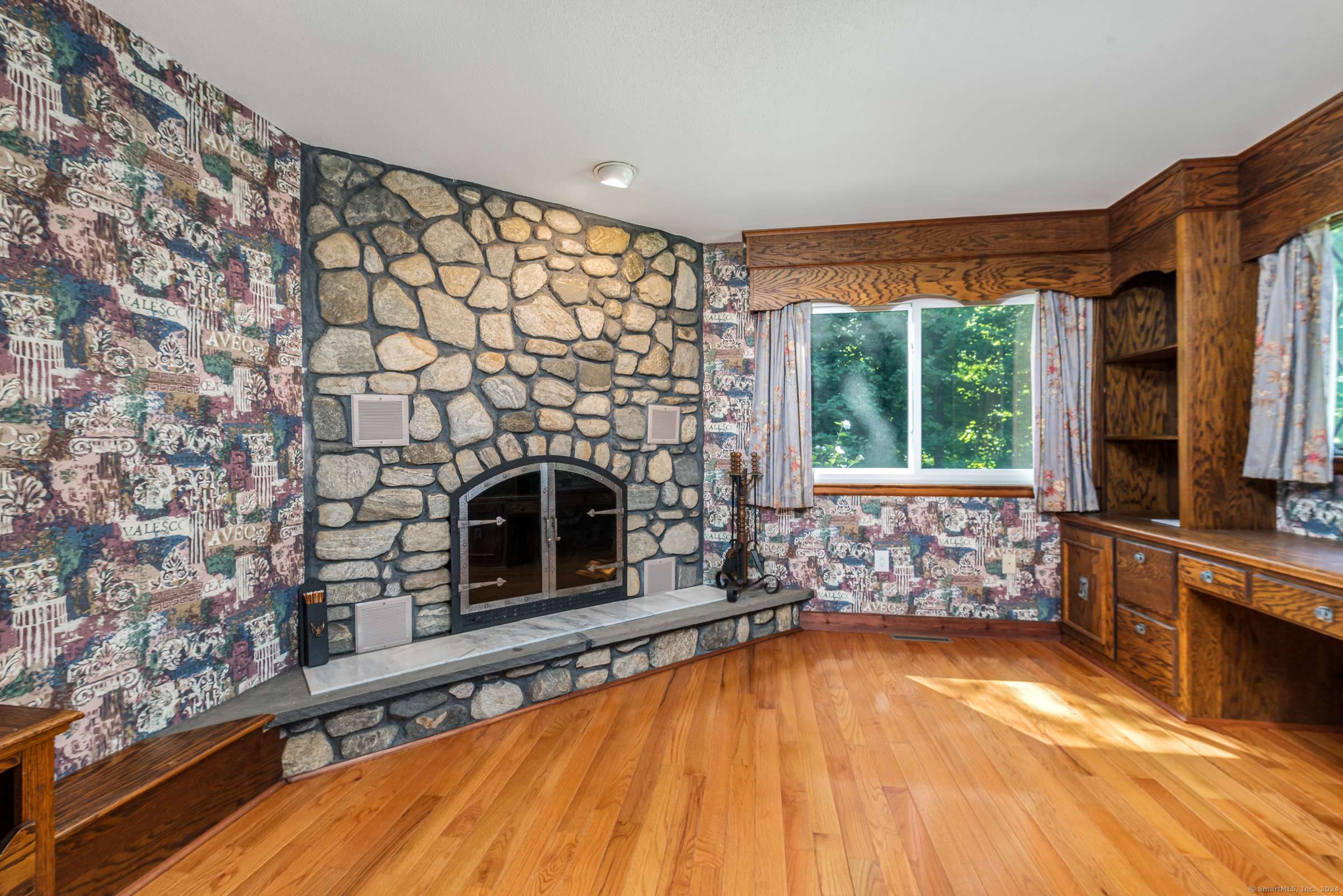 Somers, CT 06071,8 Franklin Woods Drive