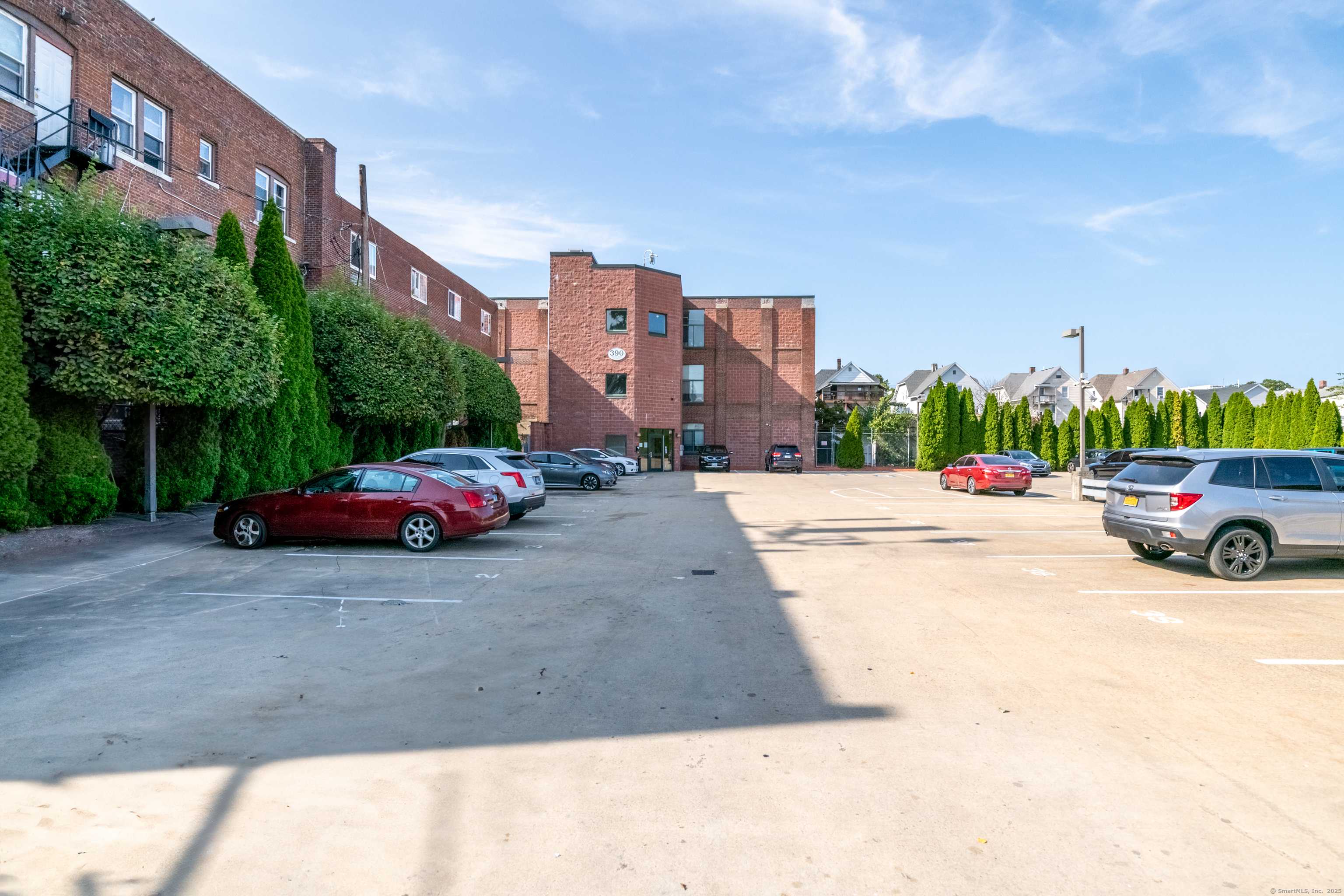 Bridgeport, CT 06606,390 Charles Street #APT 216