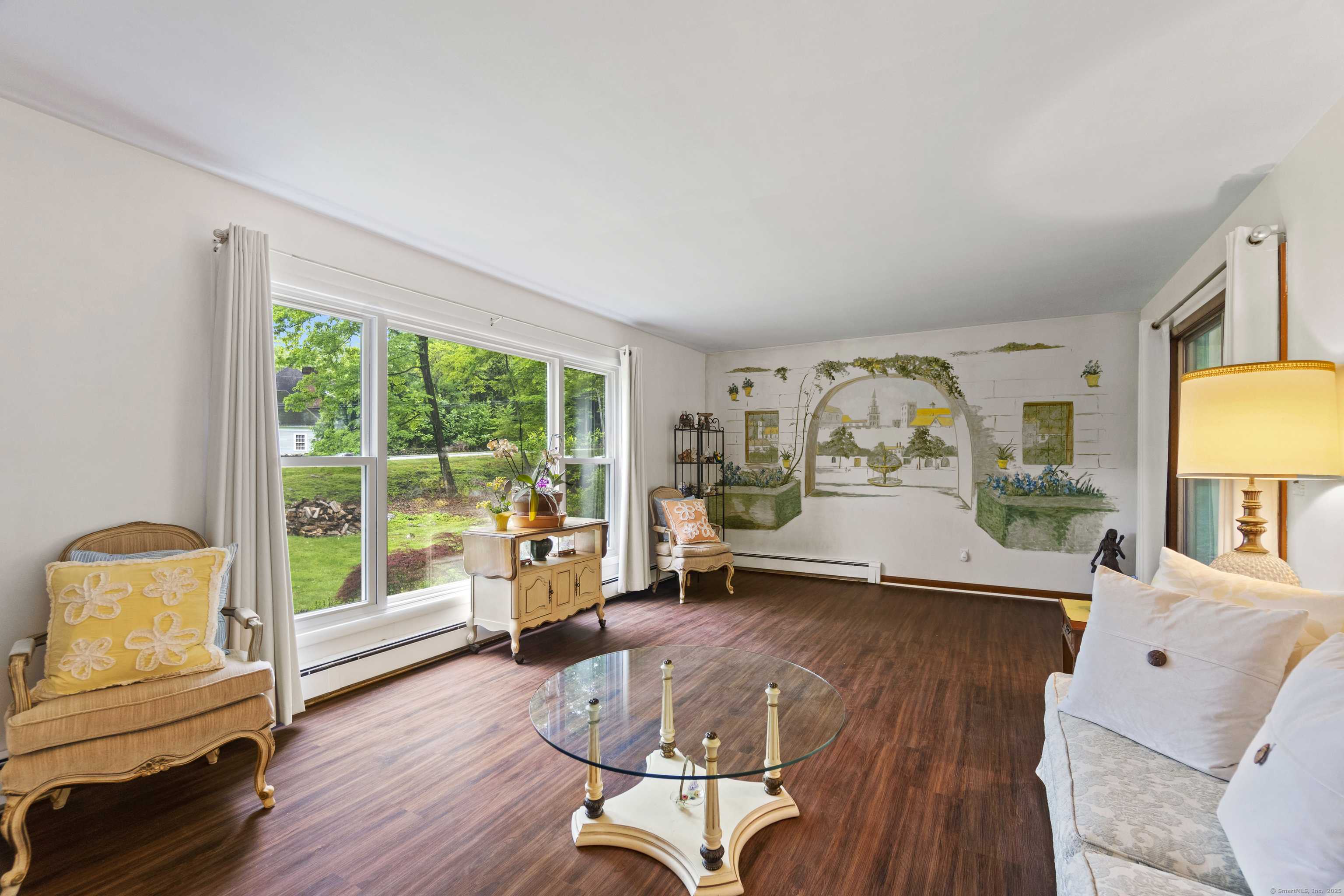 Weston, CT 06883,4 Wildwood Lane
