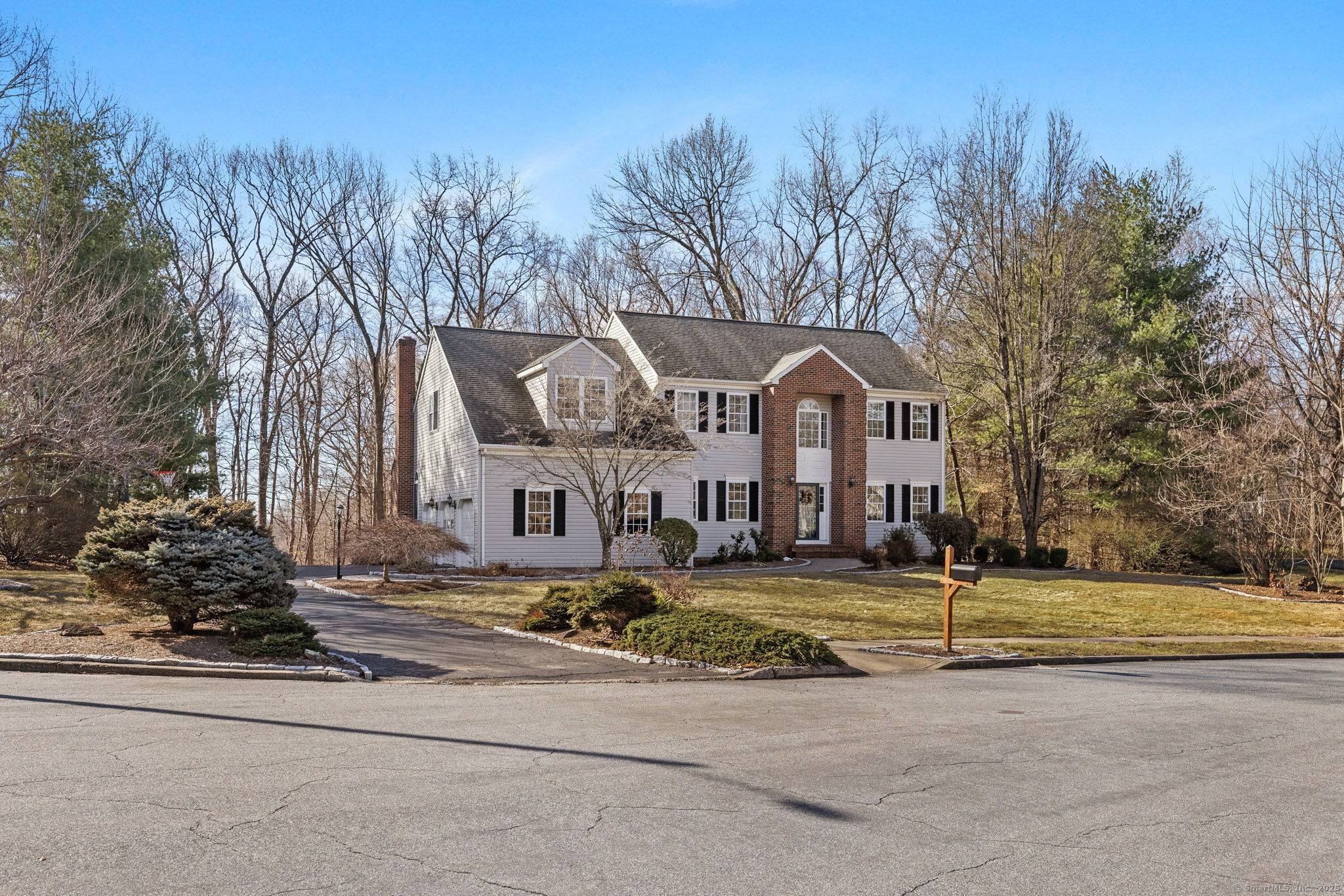 Cheshire, CT 06410,33 Roxbury Court