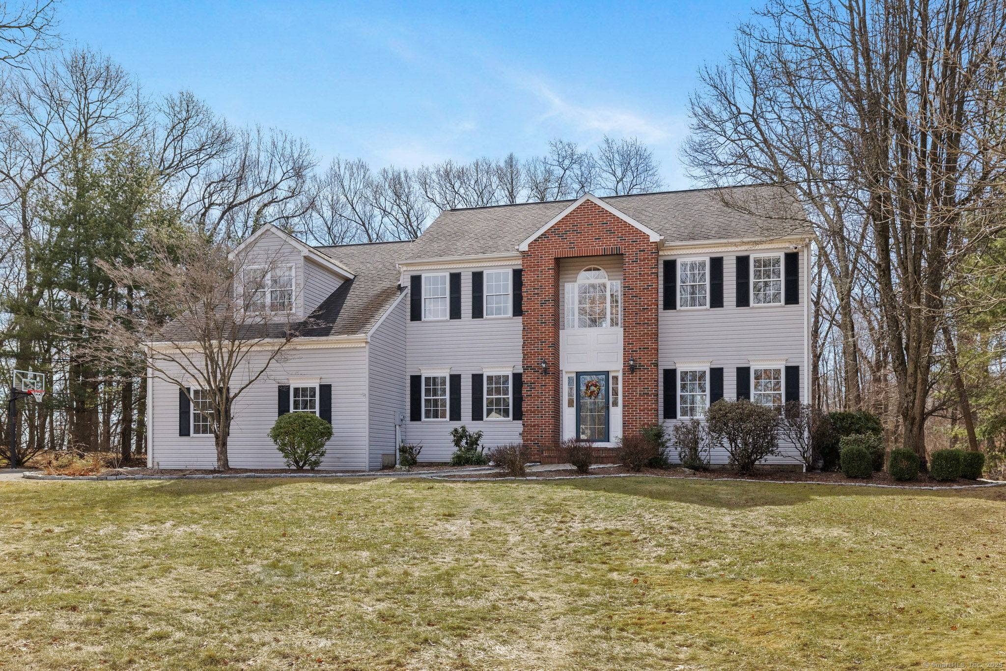 Cheshire, CT 06410,33 Roxbury Court