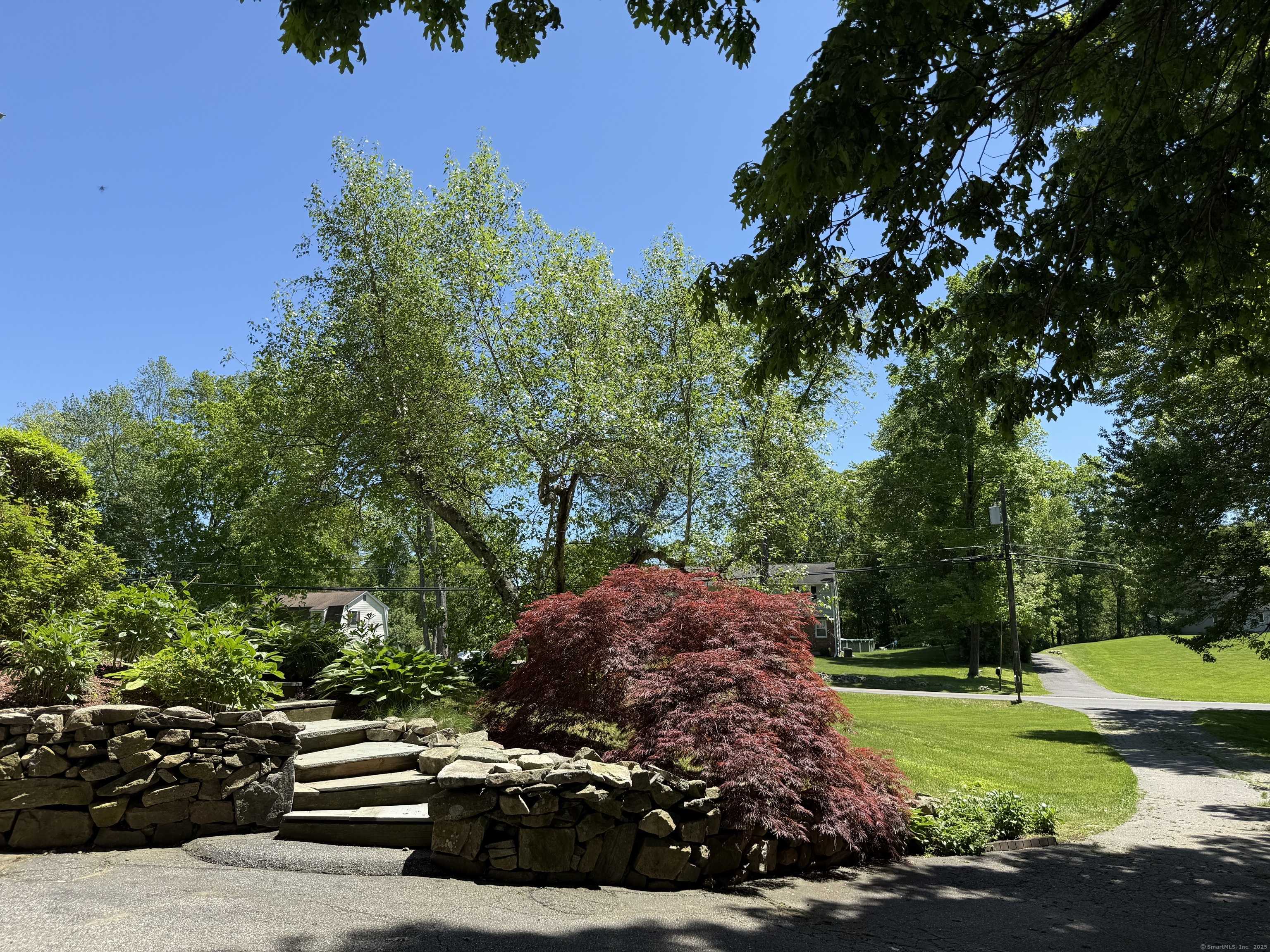 Newtown, CT 06482,41 Jeremiah Road