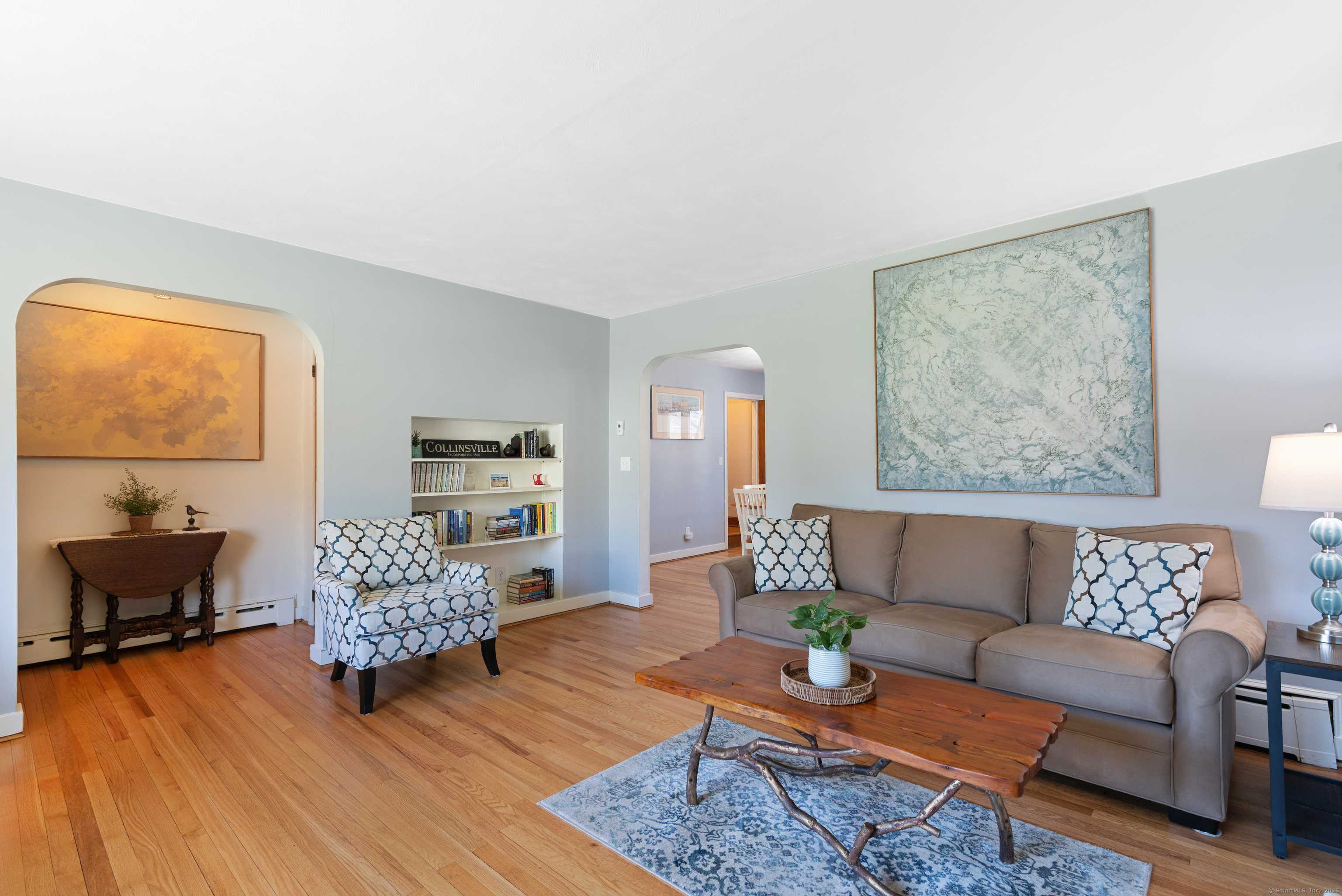 Canton, CT 06019,36 Dyer Avenue