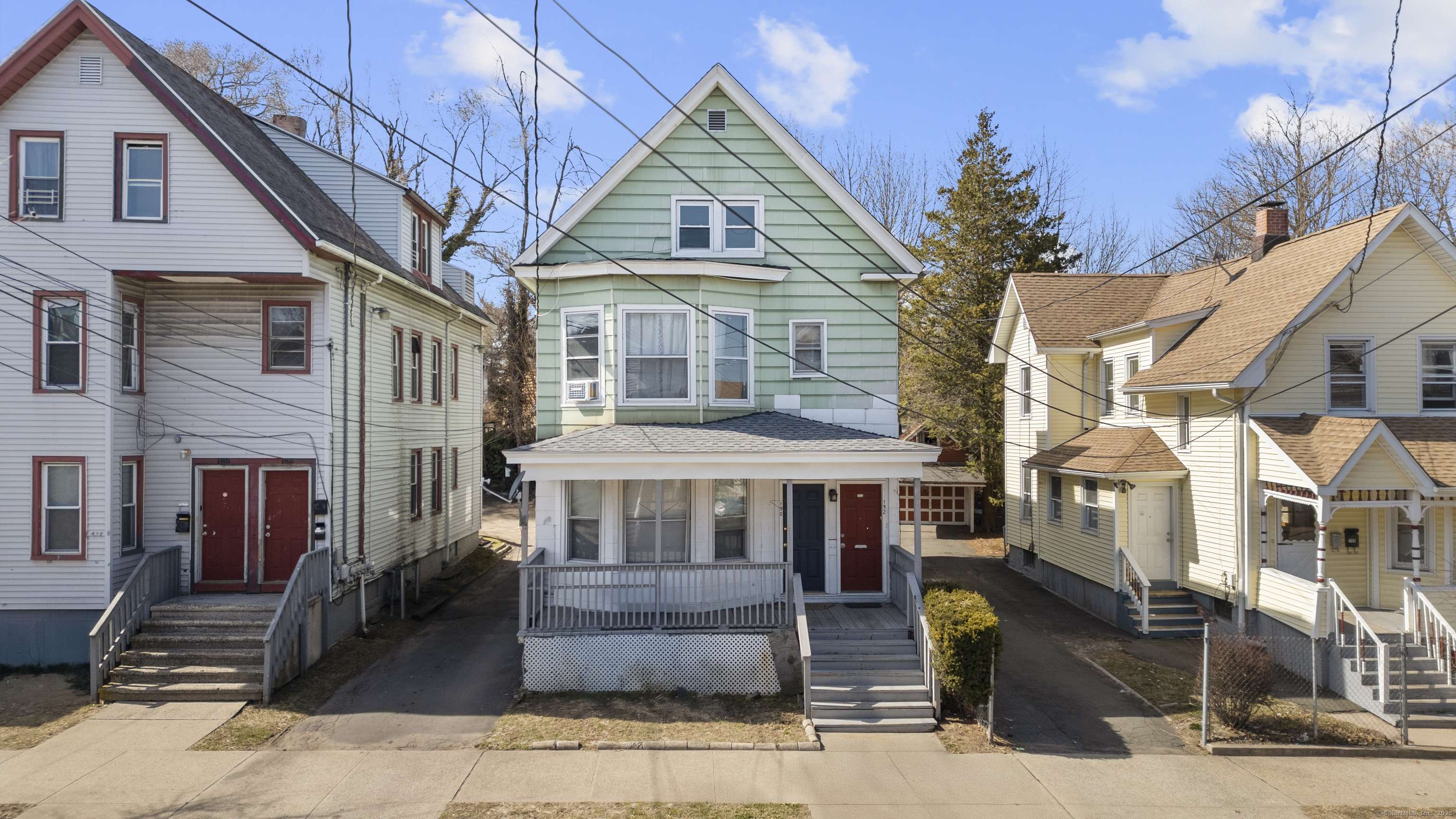 New Haven, CT 06513,190 Farren Avenue