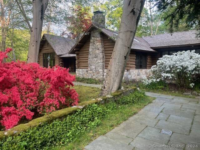 Westport, CT 06880,87 Red Coat Road