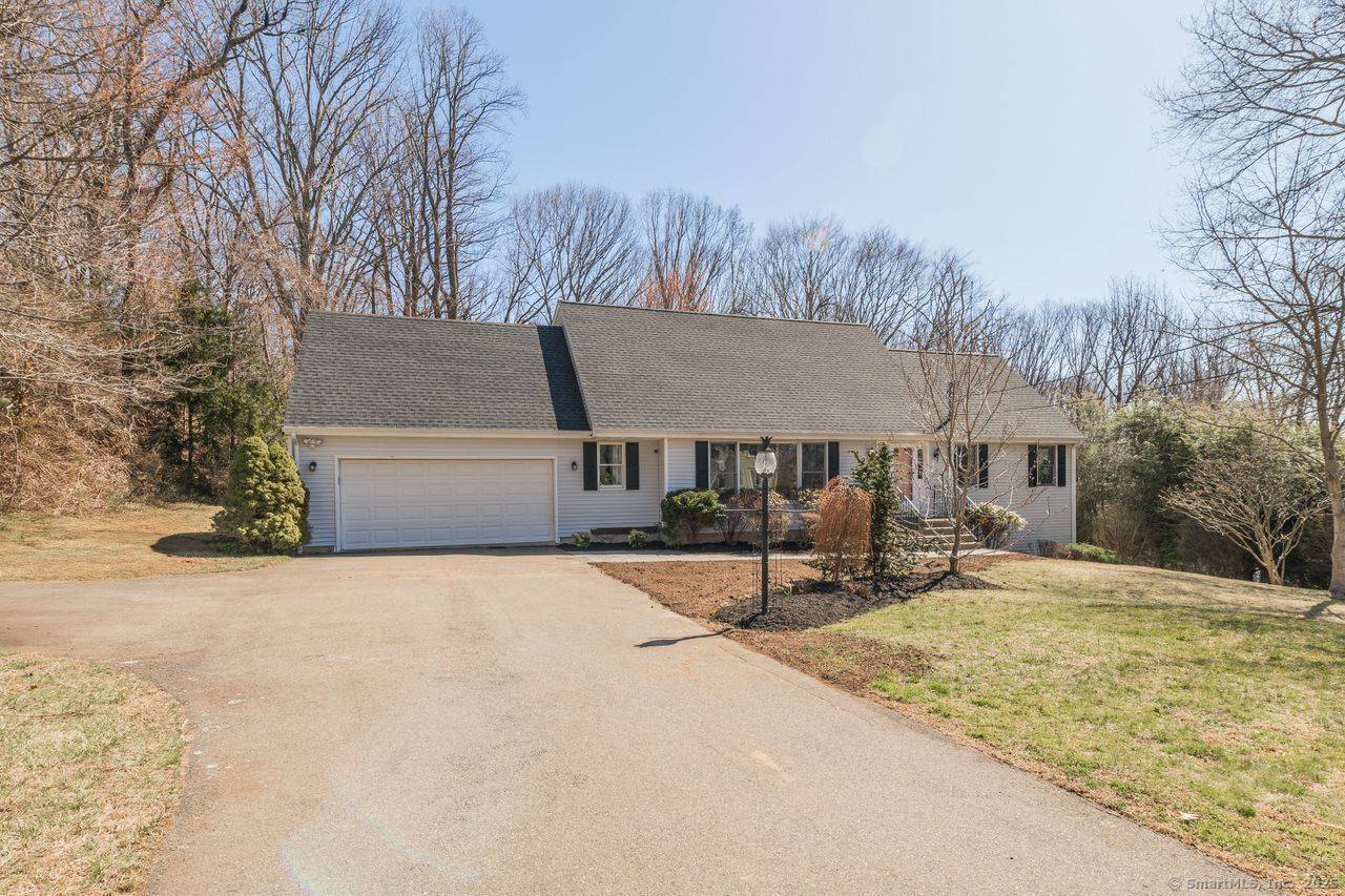 Hamden, CT 06514,381 Hume Drive