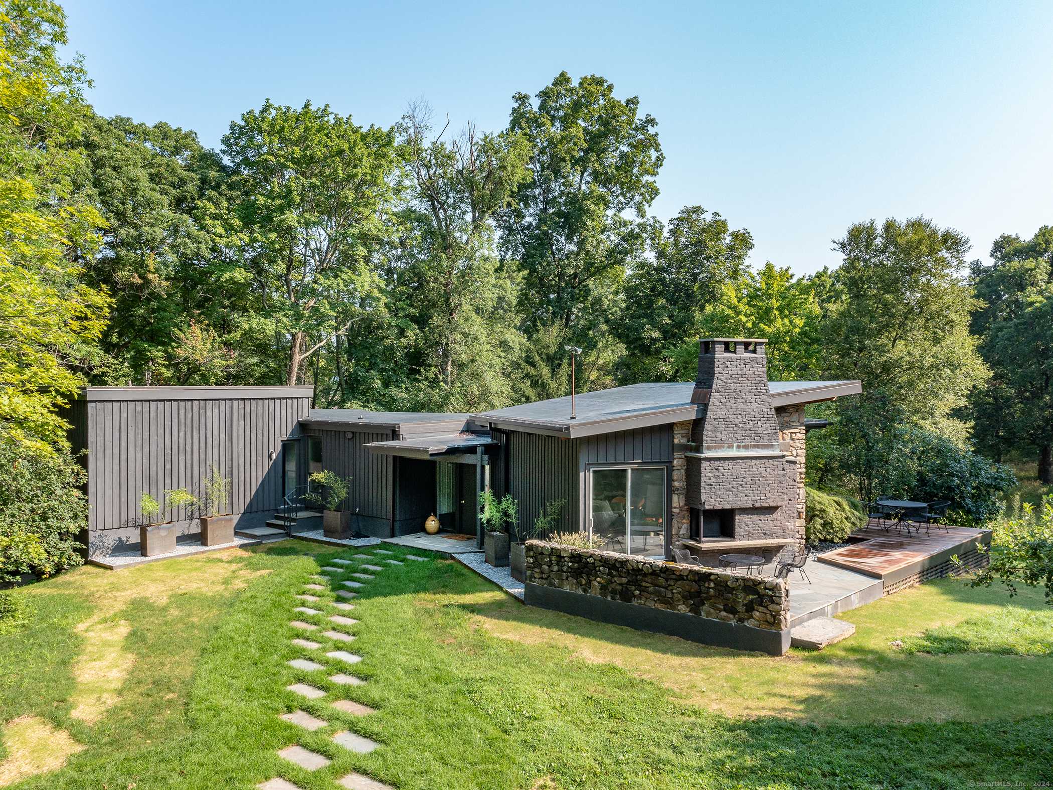 Washington, CT 06793,16 Orchard Lane