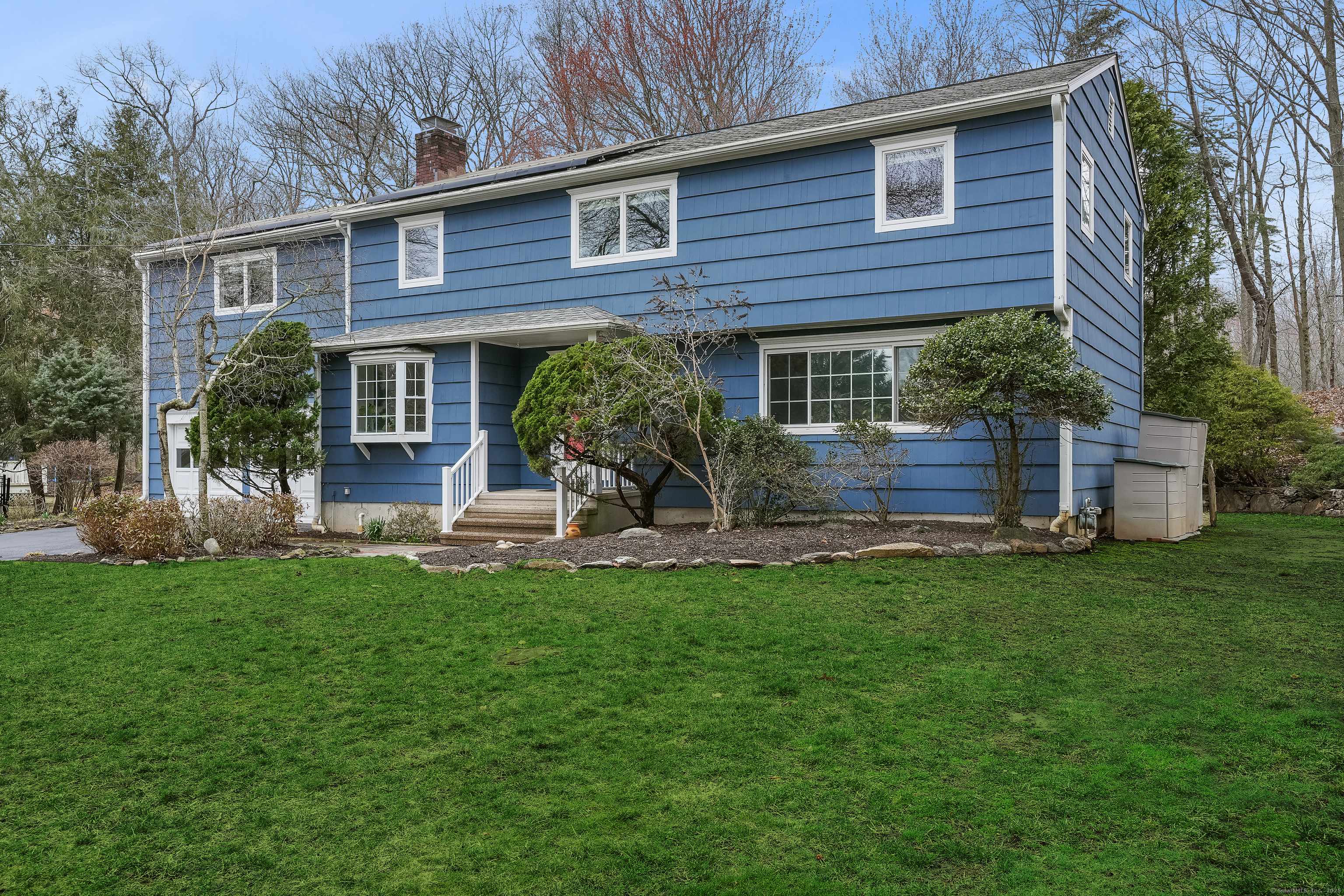 Fairfield, CT 06824,142 Trillium Road