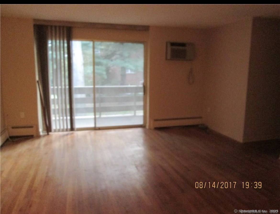 West Hartford, CT 06119,108 Oakwood Avenue #APT A3