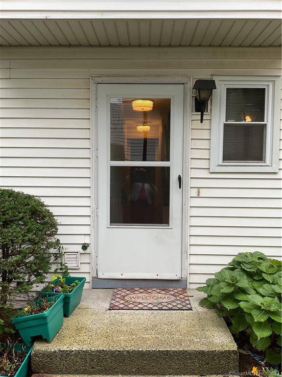 Danbury, CT 06811,25 Padanaram Road #84