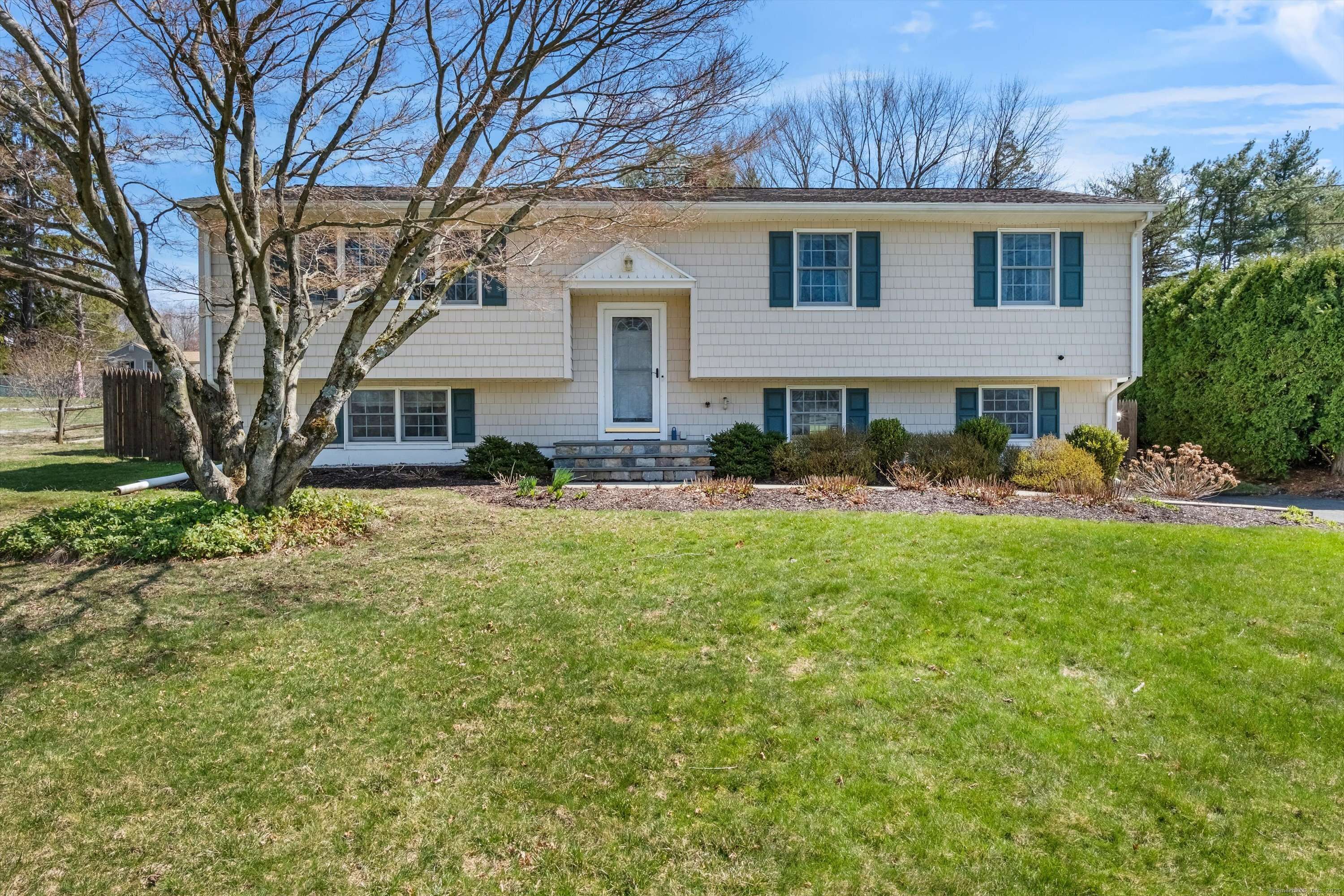 Bethel, CT 06801,28 Quaker Ridge Road