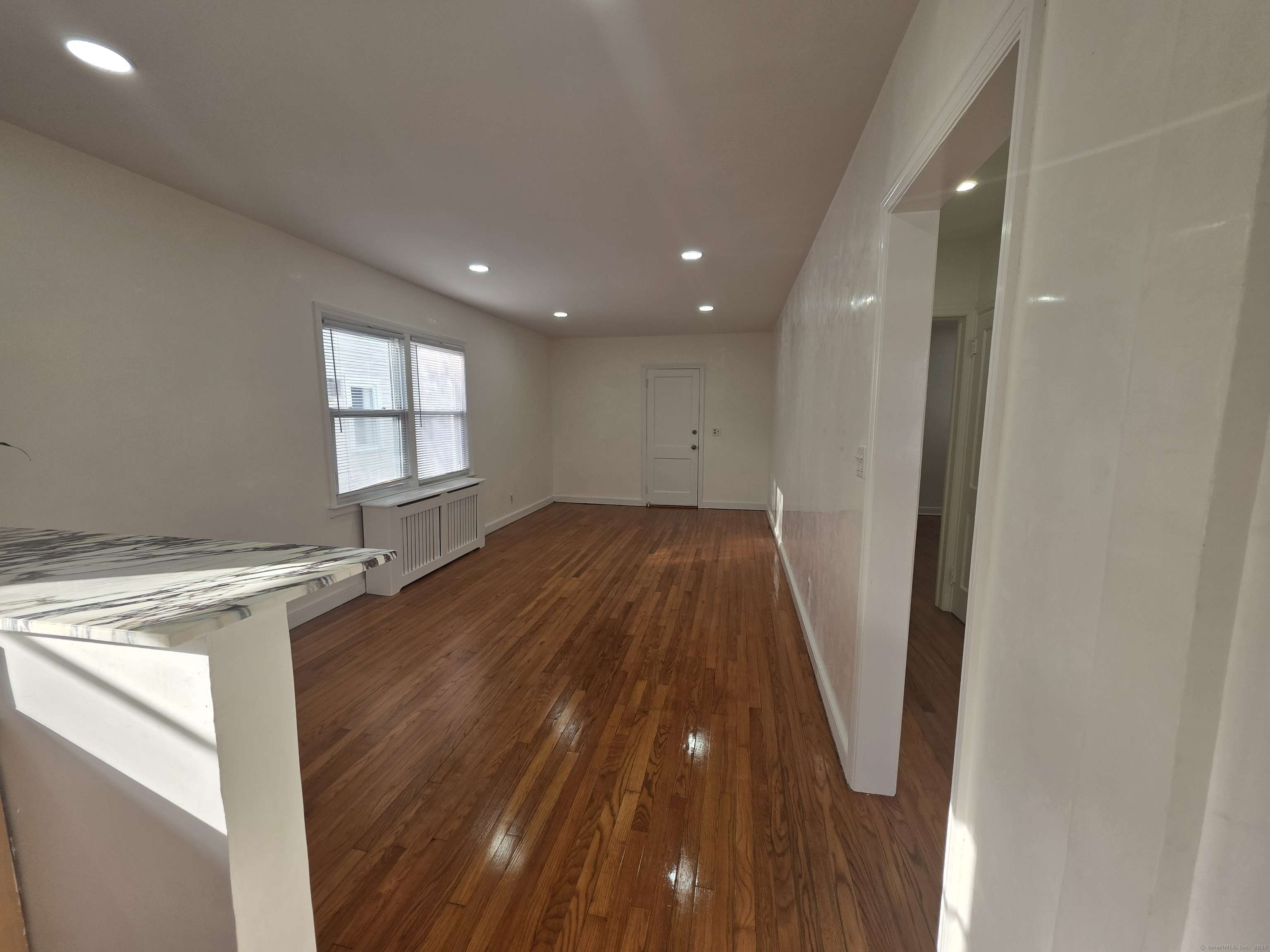 Stamford, CT 06902,73 Rippowam Road #B