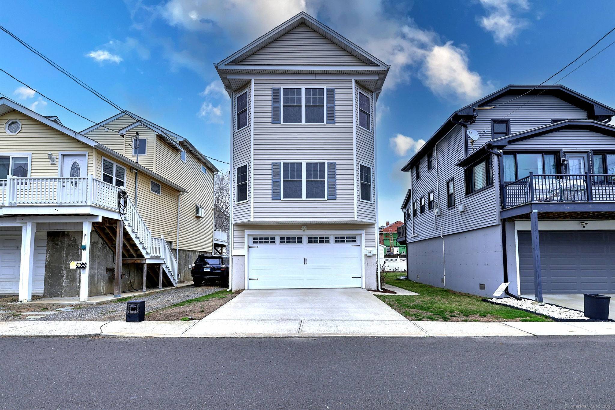 Milford, CT 06460,36 Deerfield Avenue