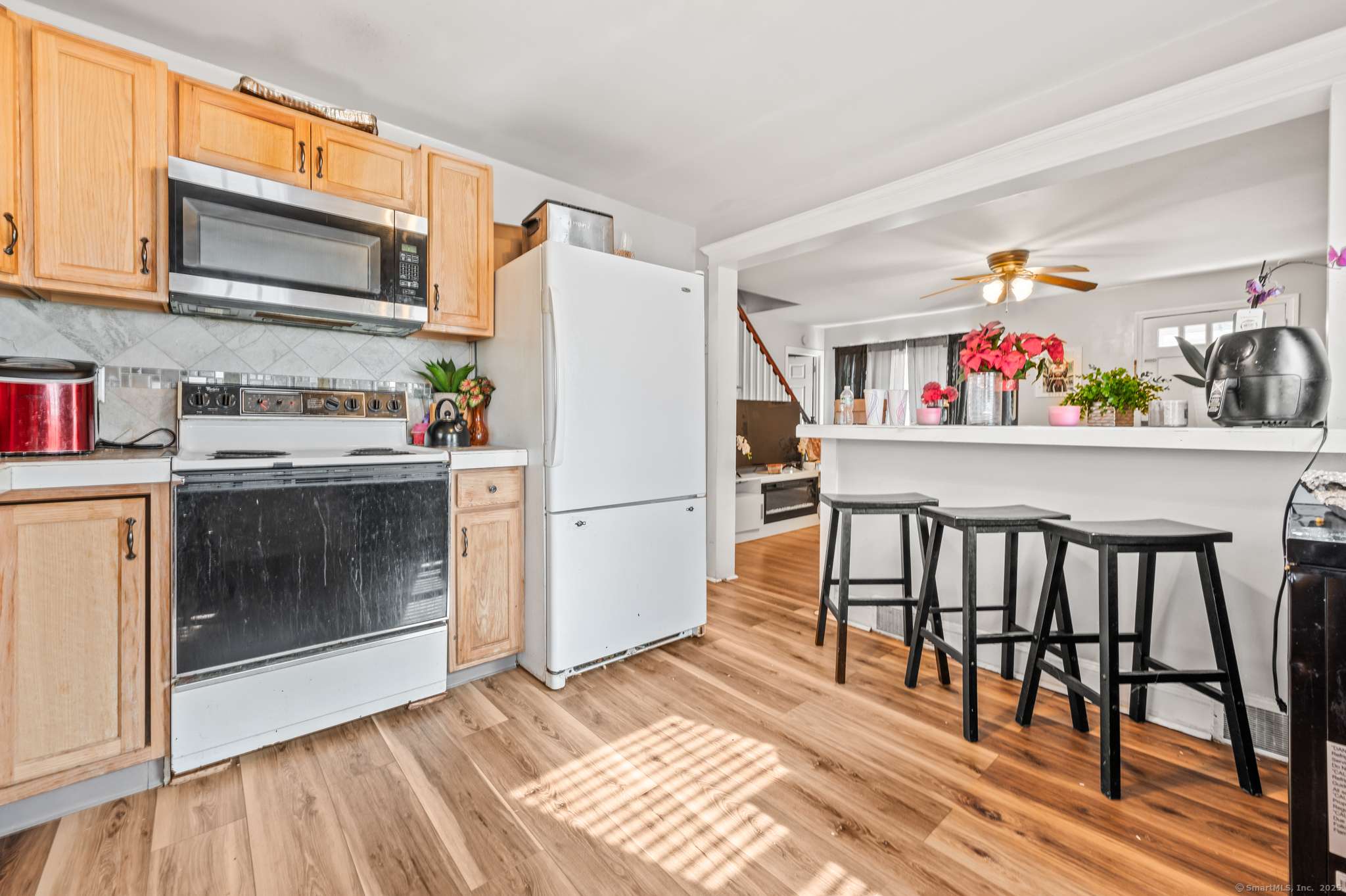 Waterbury, CT 06708,24 Deerfield Avenue