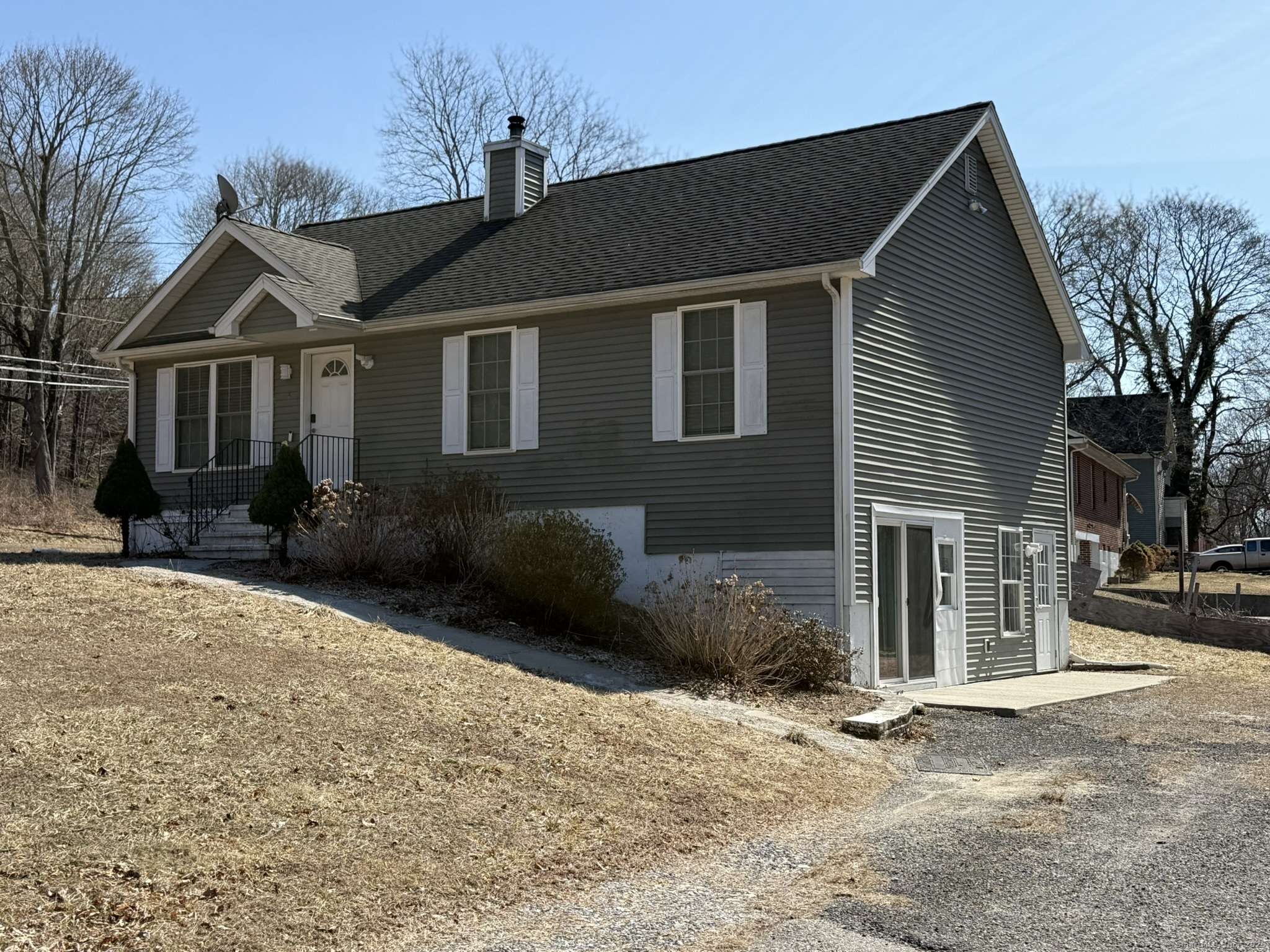 Killingly, CT 06239,5 Lewis Boulevard