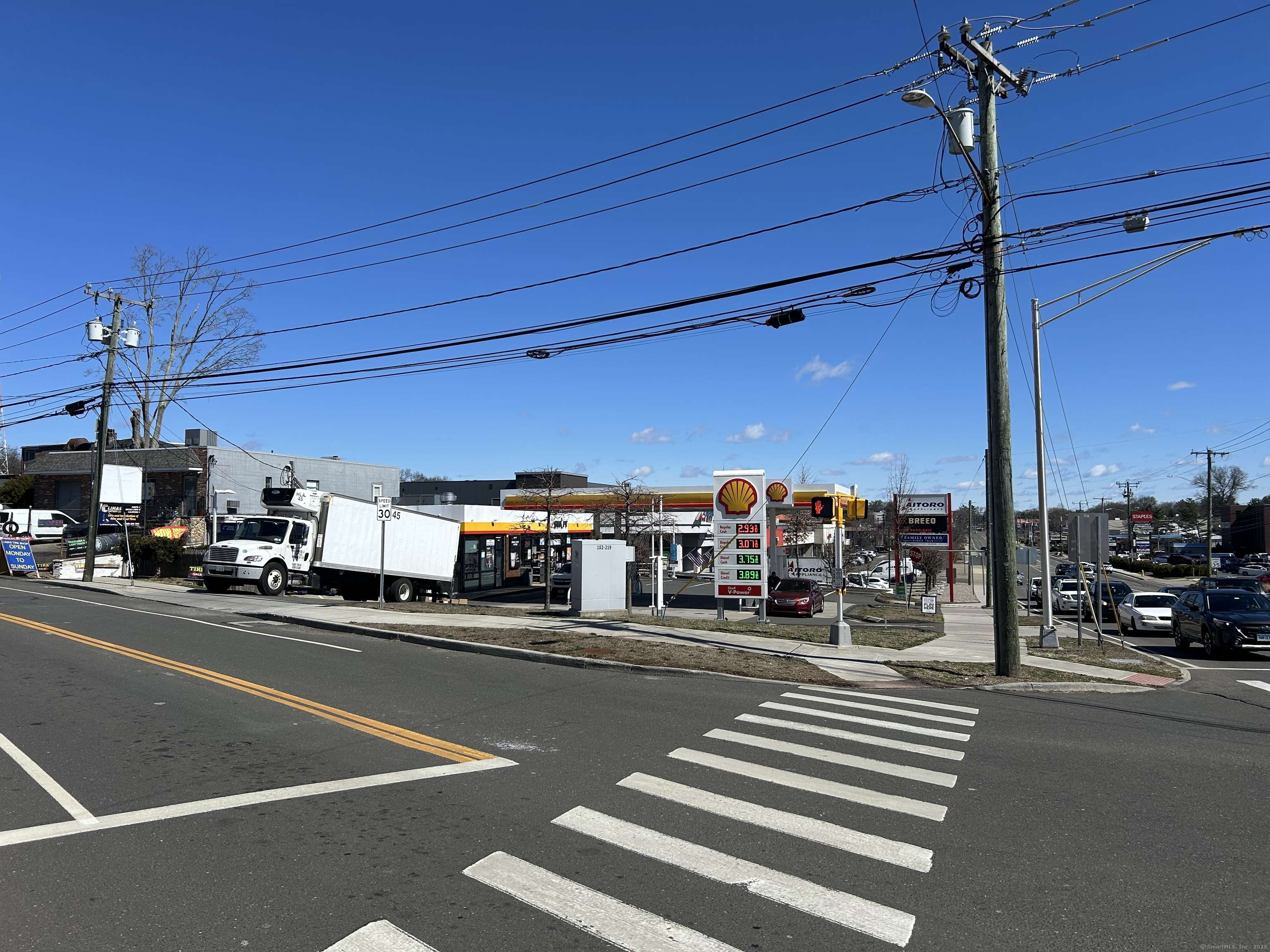Norwalk, CT 06851,391 Westport Avenue