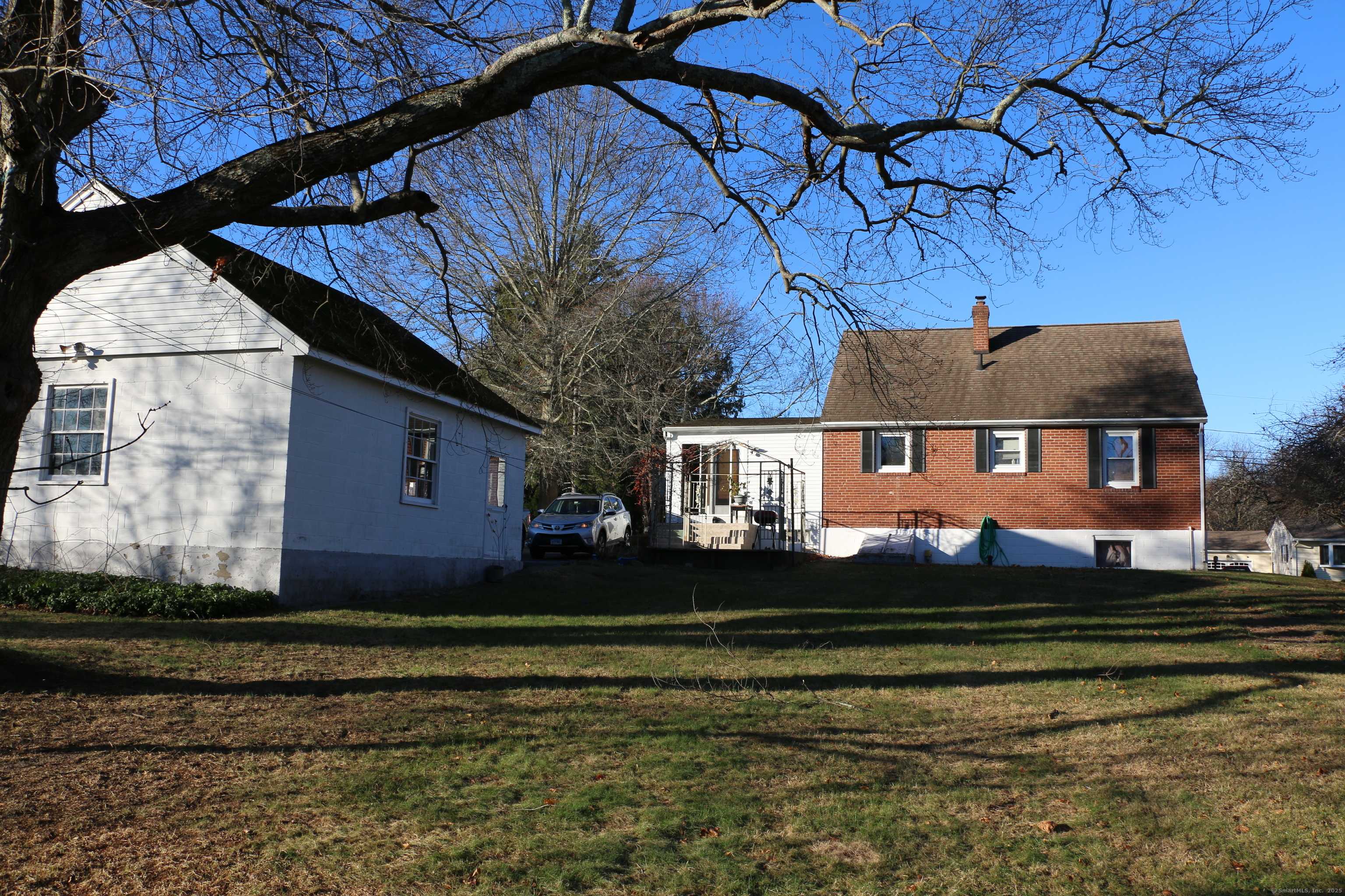 Waterford, CT 06385,33 Pine Street