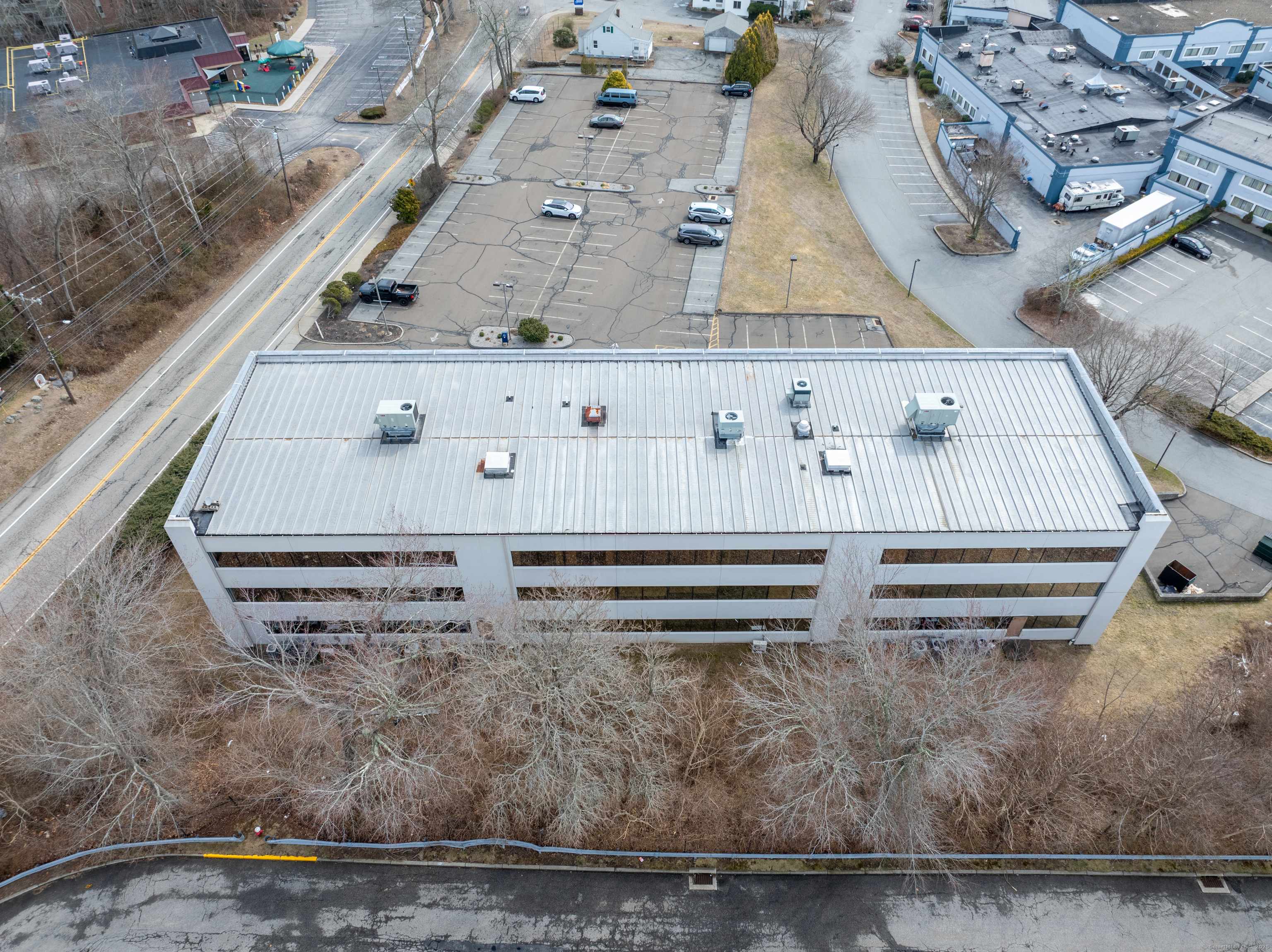 New London, CT 06320,400 Bayonet Street