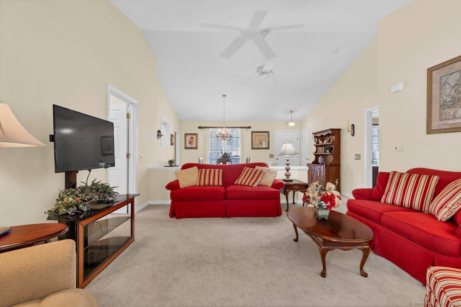 Waterford, CT 06385,13 Beechwood Drive South #13