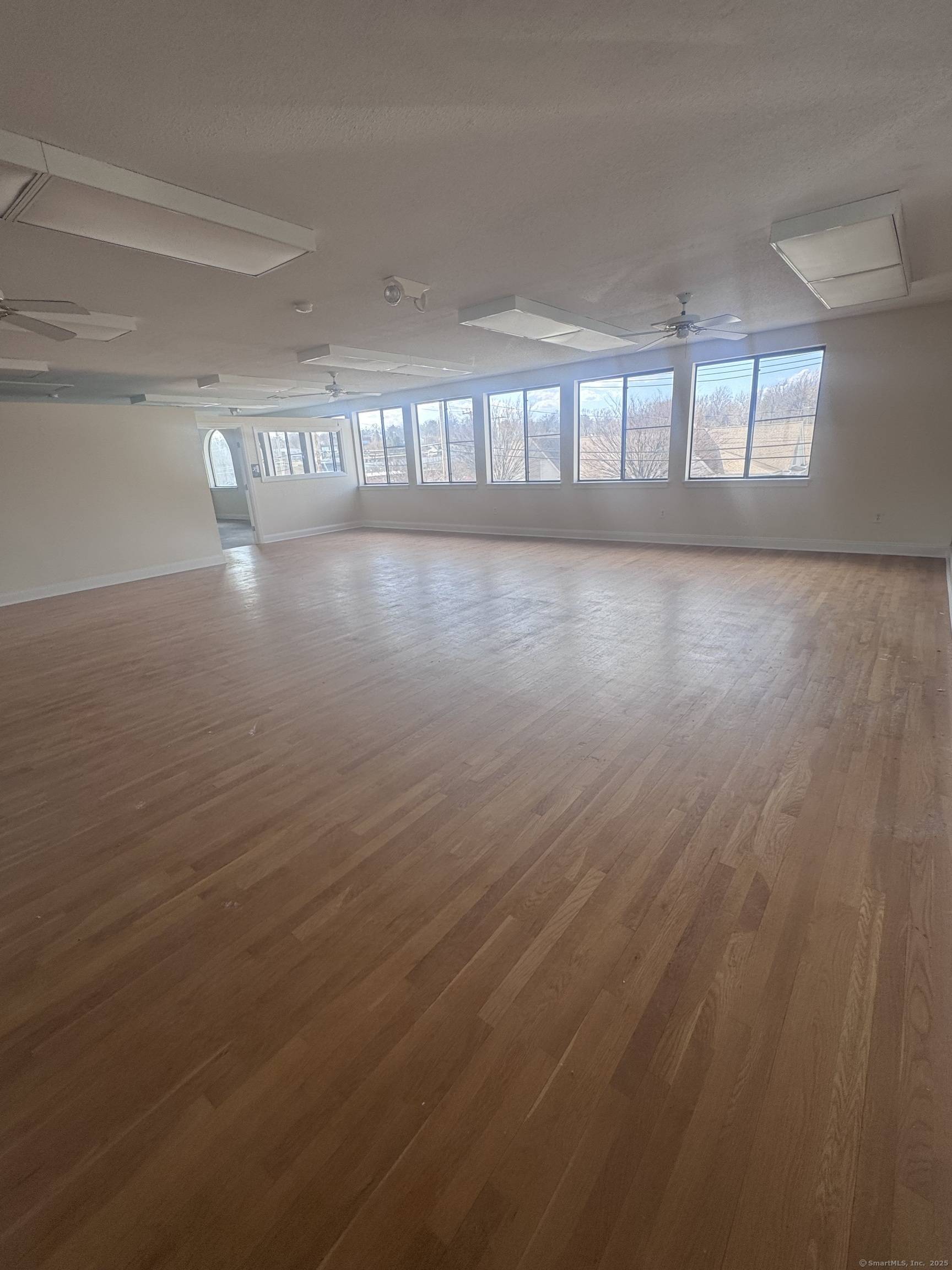 Fairfield, CT 06825,575 Villa Avenue