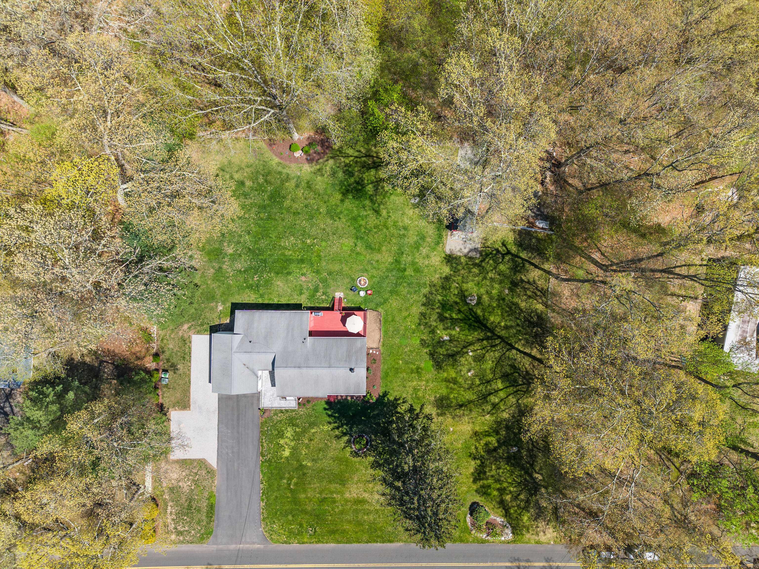 East Lyme, CT 06333,8 Dean Road