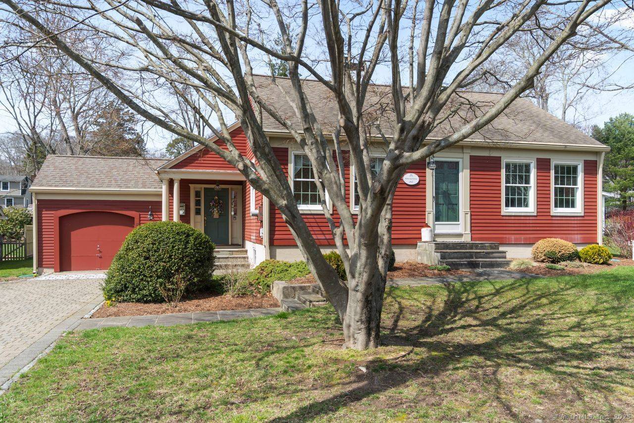 Essex, CT 06426,12 Grandview Terrace