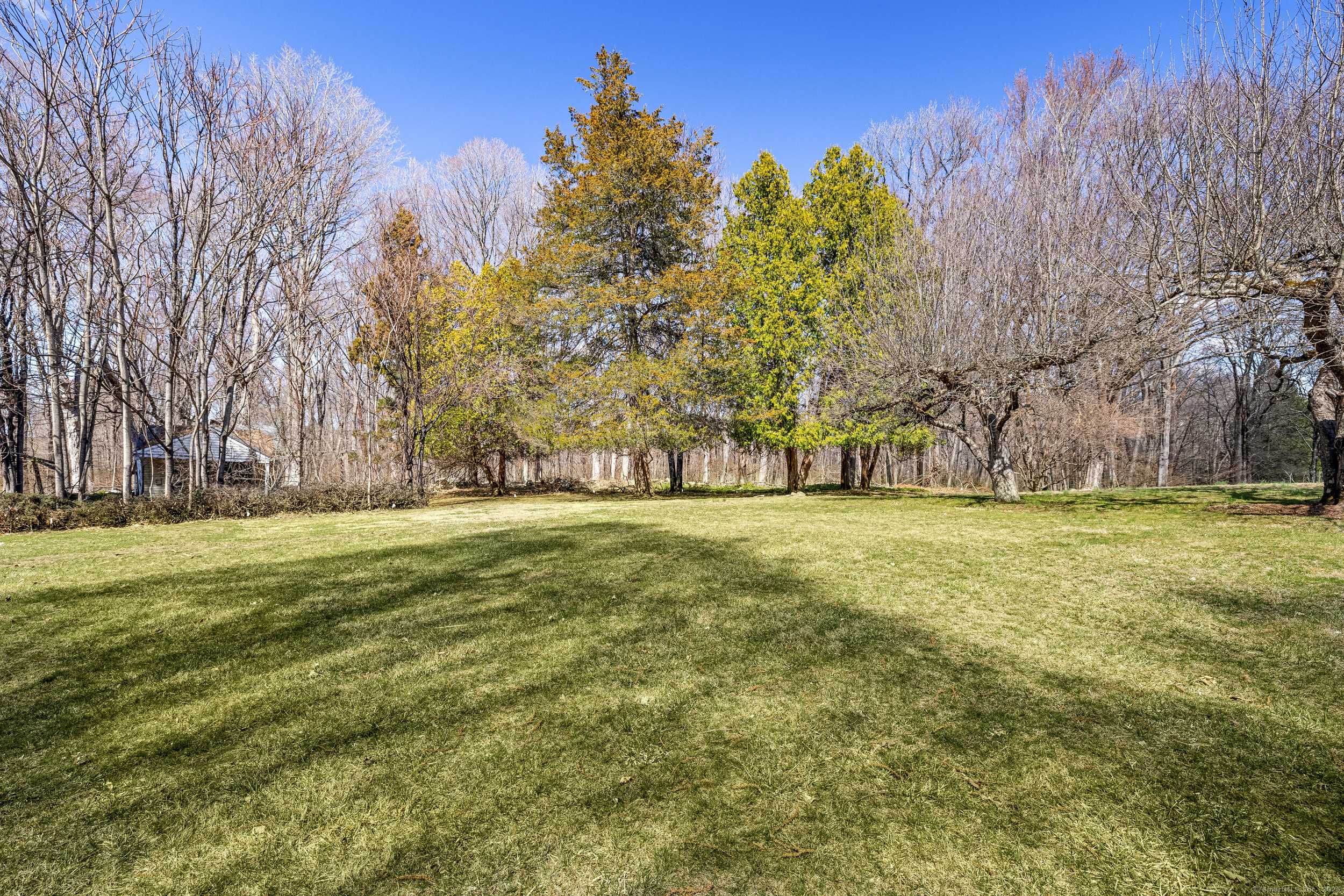 New Canaan, CT 06840,1211 Ponus Ridge