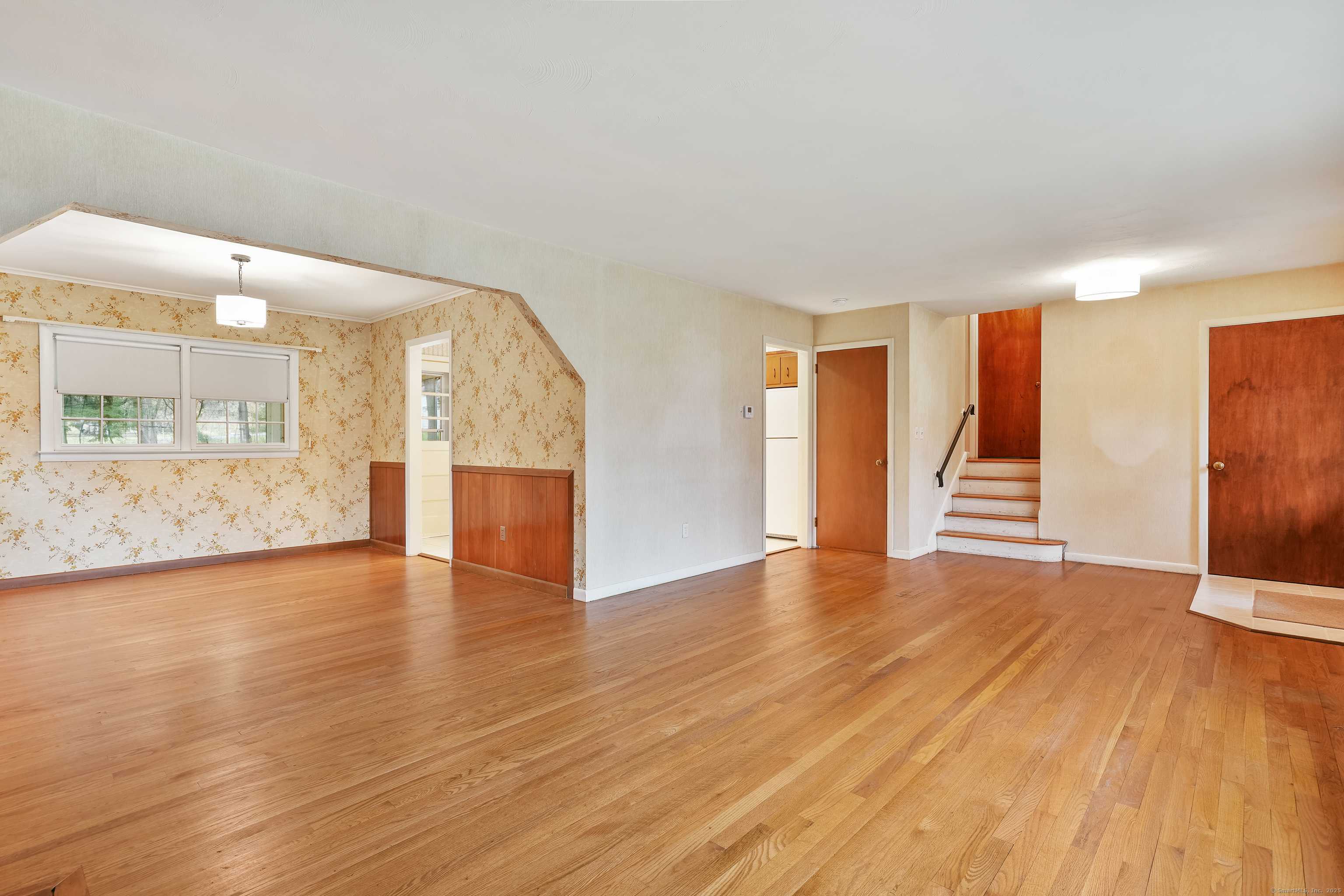 Cheshire, CT 06410,279 Mountain Road