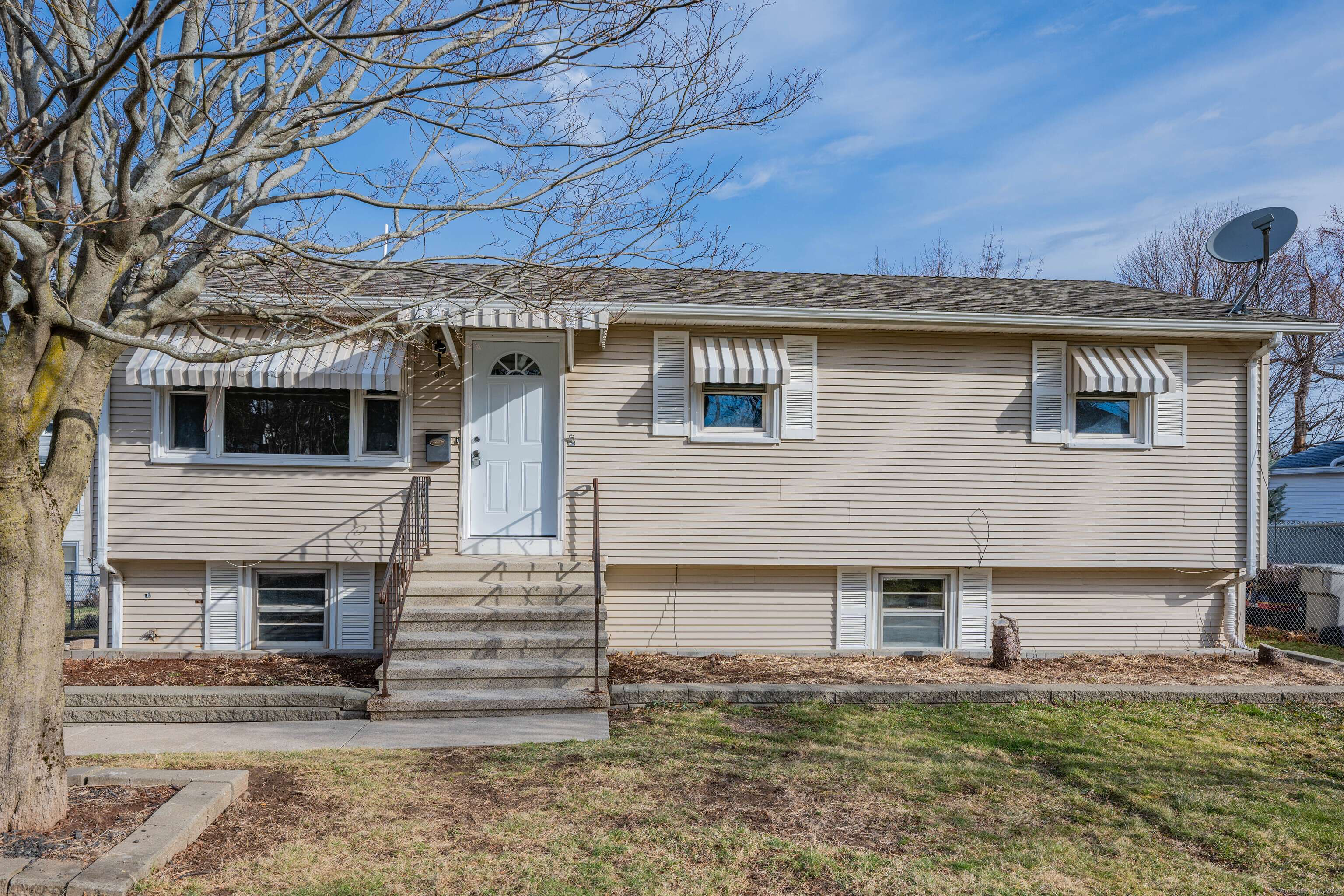 Bristol, CT 06010,30 Earl Street