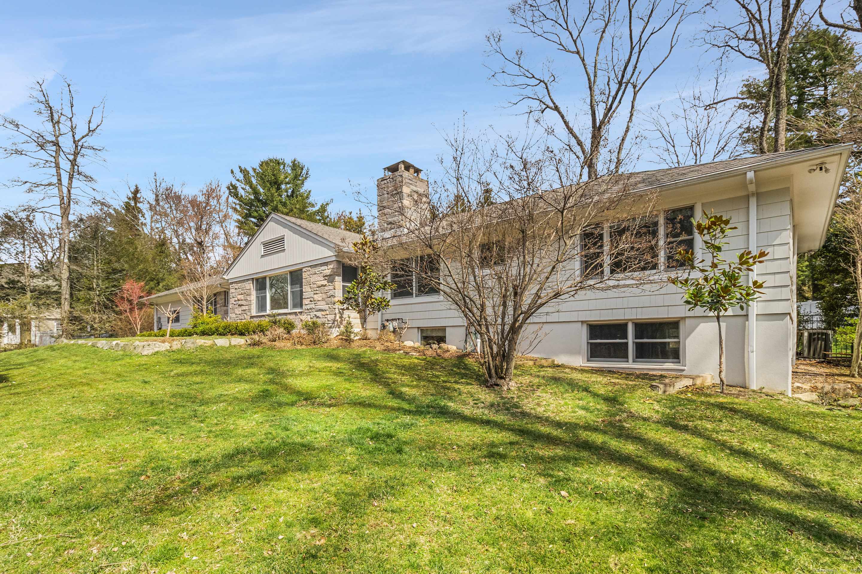 Greenwich, CT 06830,82 Rockwood Lane