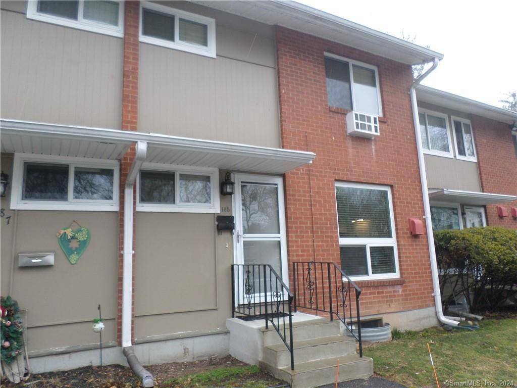 Hamden, CT 06518,185 Worth Avenue #185