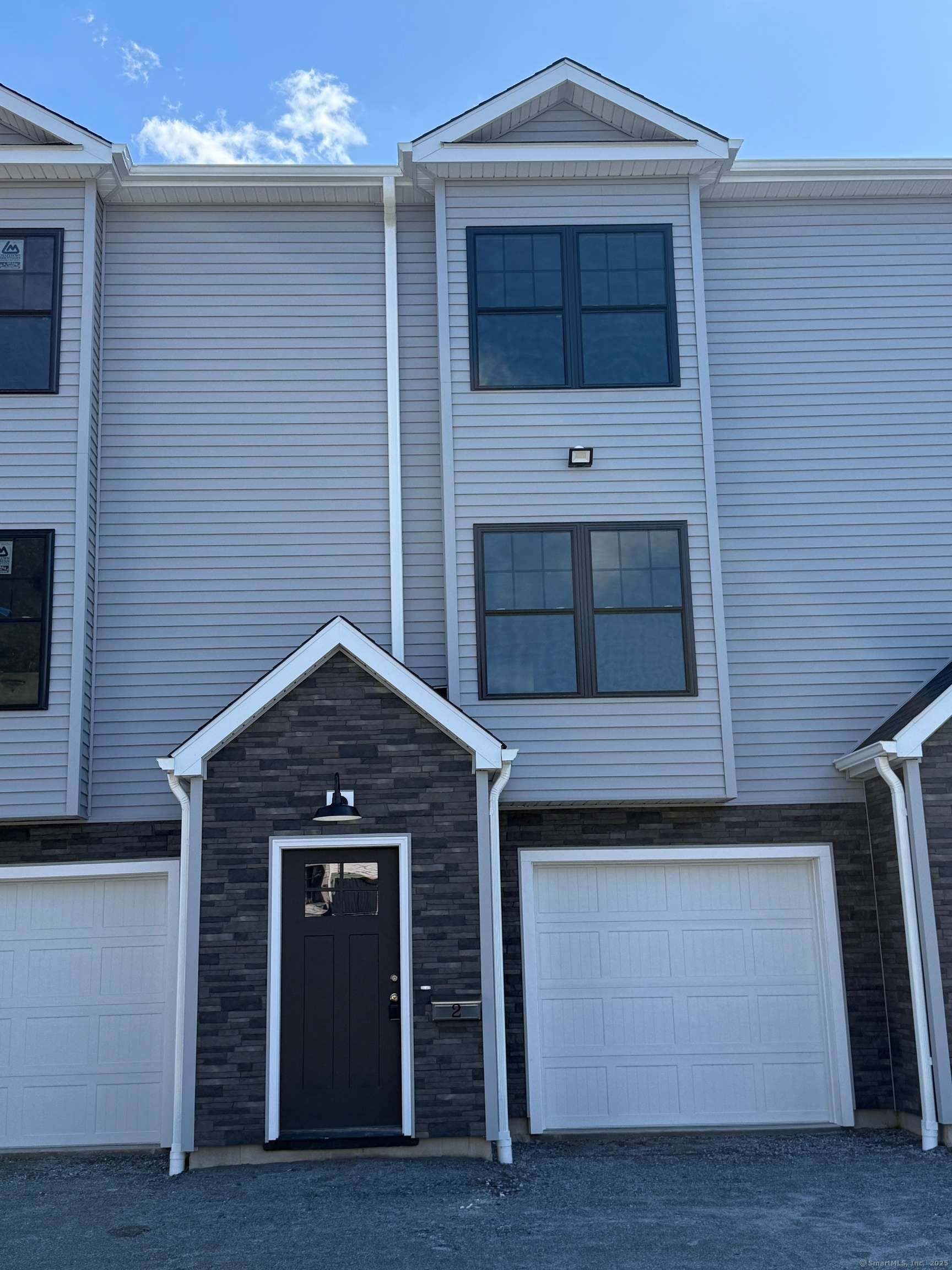 Naugatuck, CT 06770,550 High Street #2