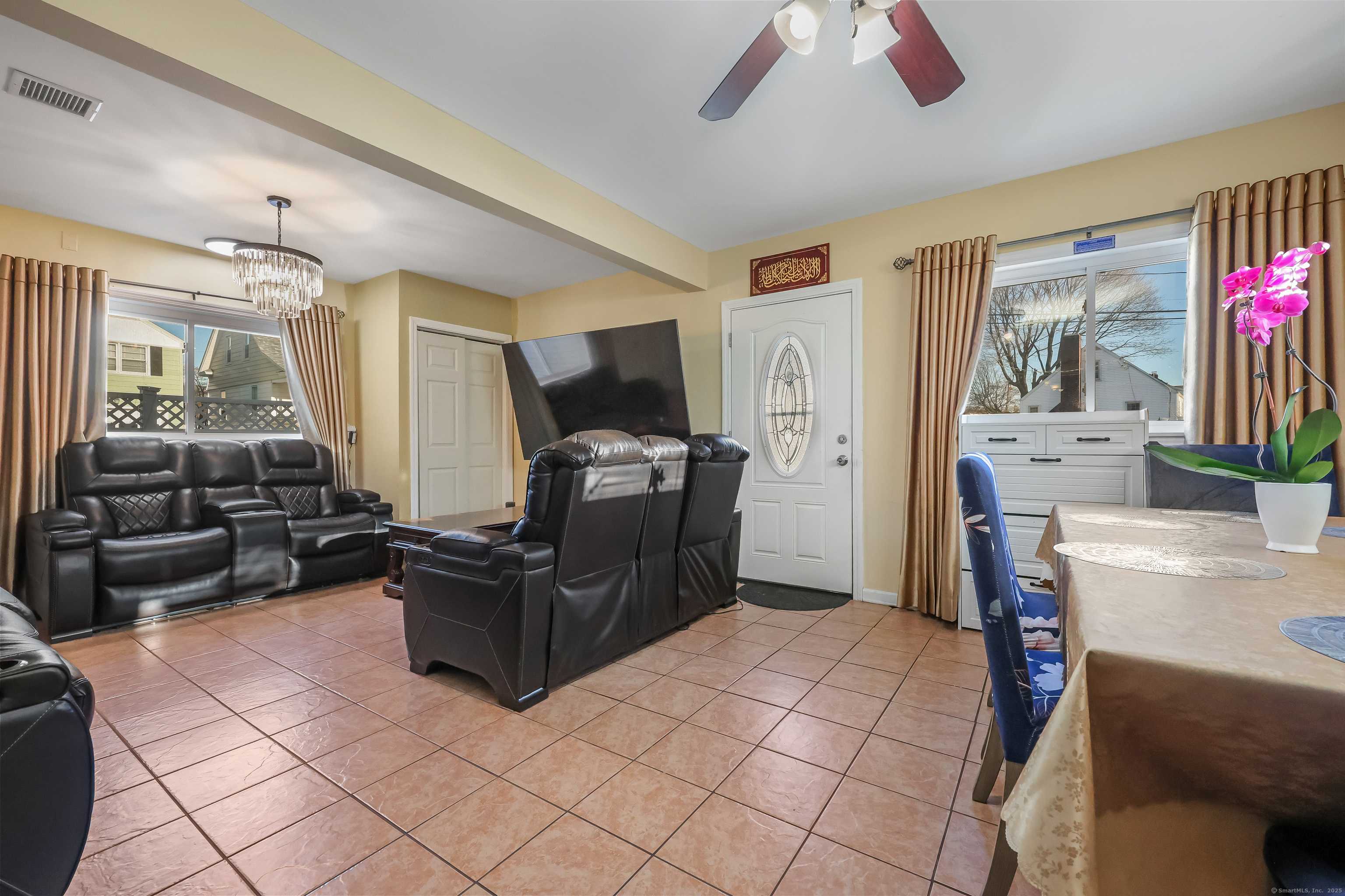 Norwalk, CT 06850,29 Spruce Street