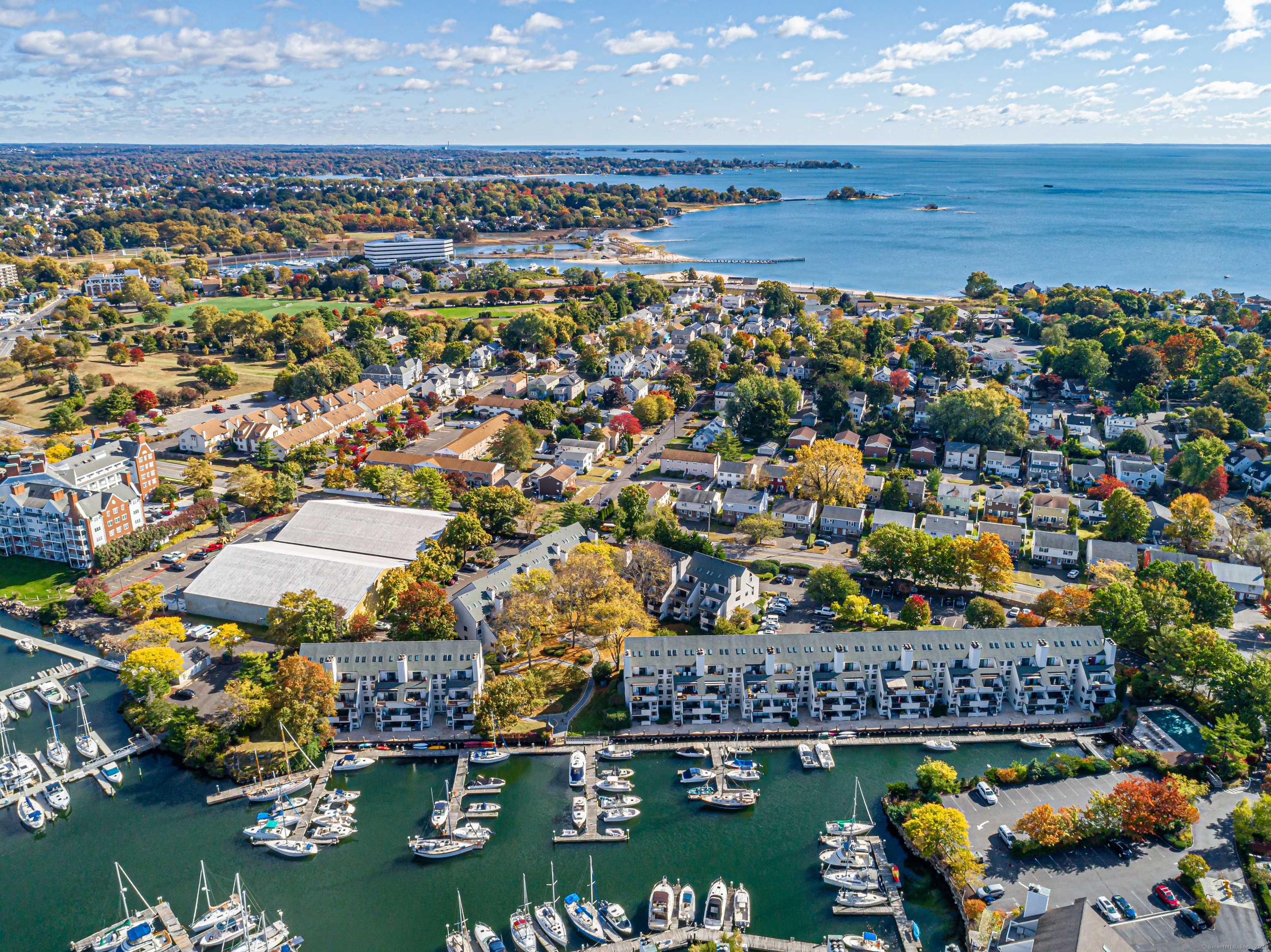 Stamford, CT 06902,105 Harbor Drive #112