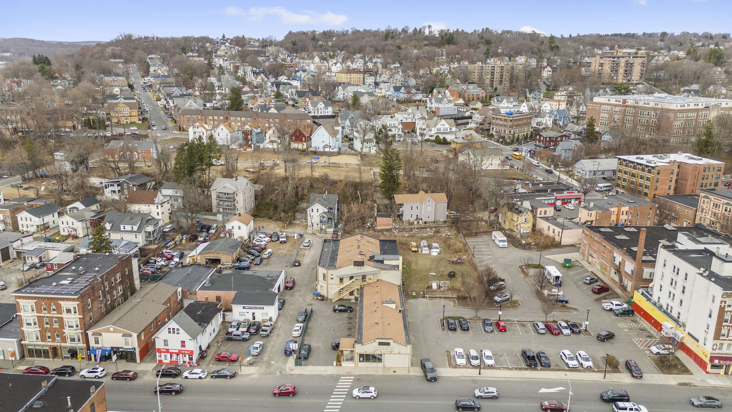 Waterbury, CT 06702,428 West Main Street