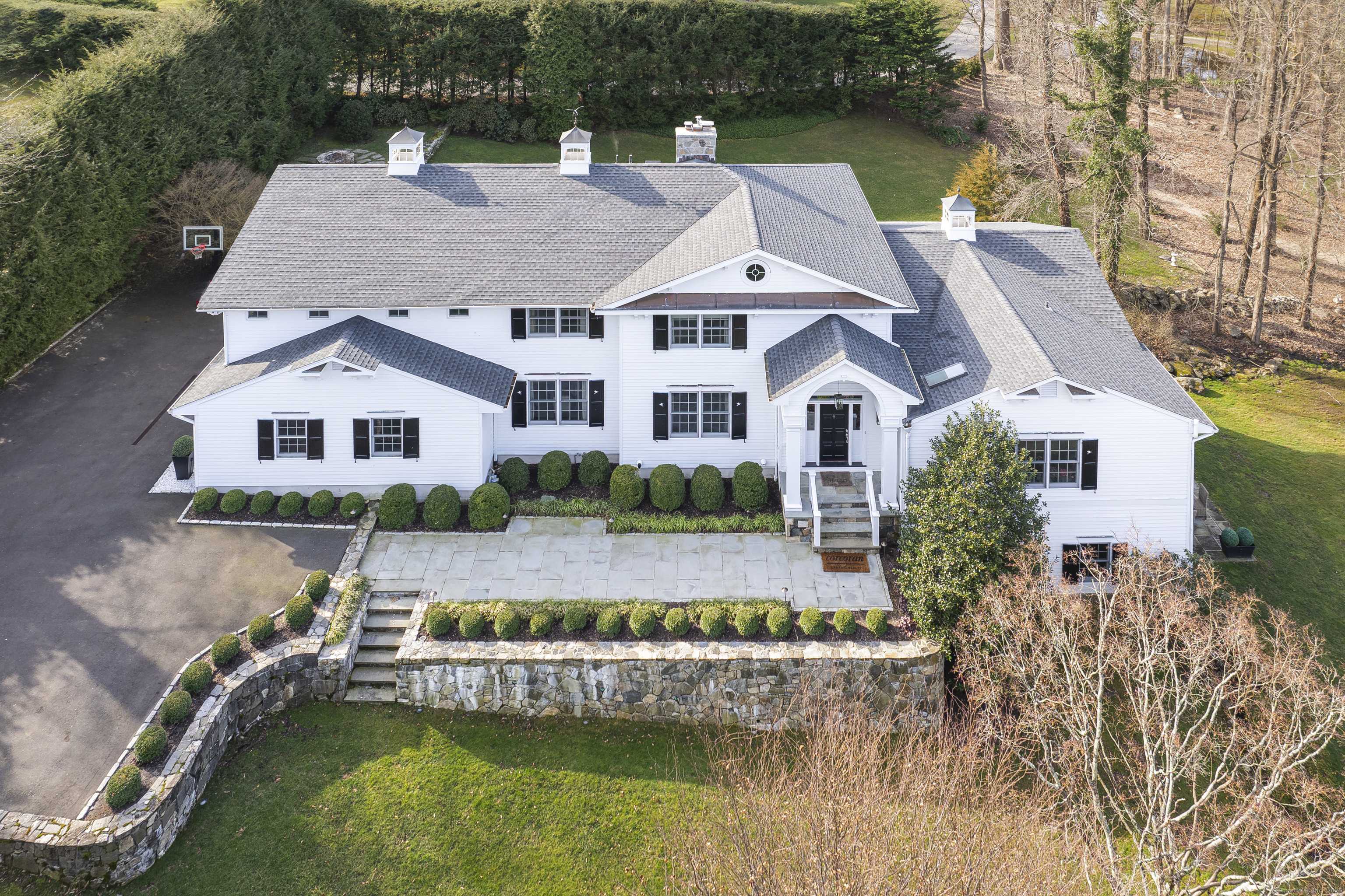 Greenwich, CT 06830,17 Rustic View Road
