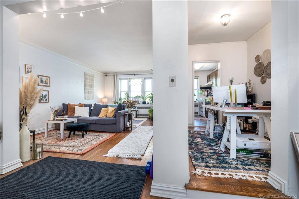 Stamford, CT 06902,70 Strawberry Hill Avenue #APT 6-2C