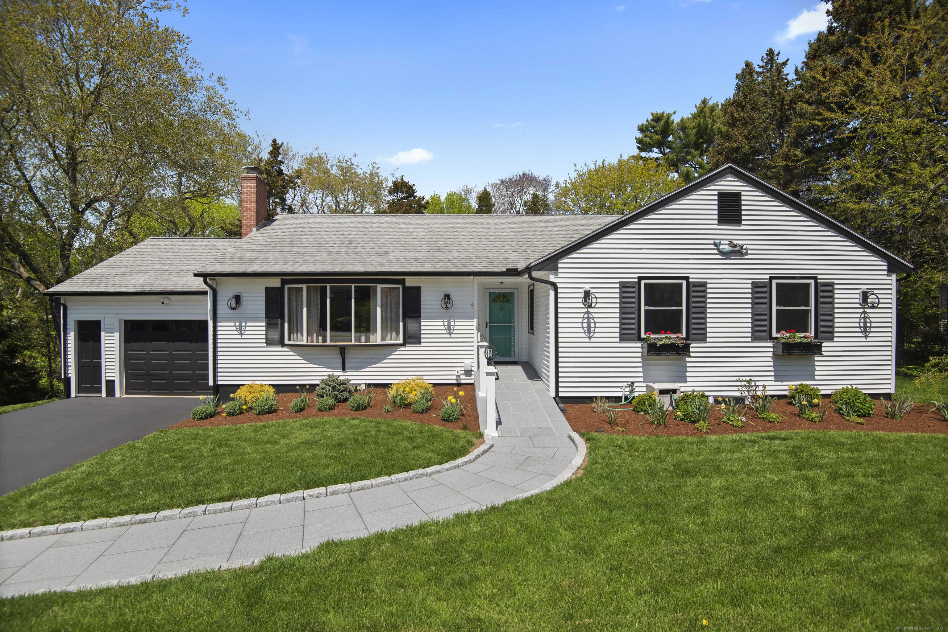 Madison, CT 06443,218 Neck Road
