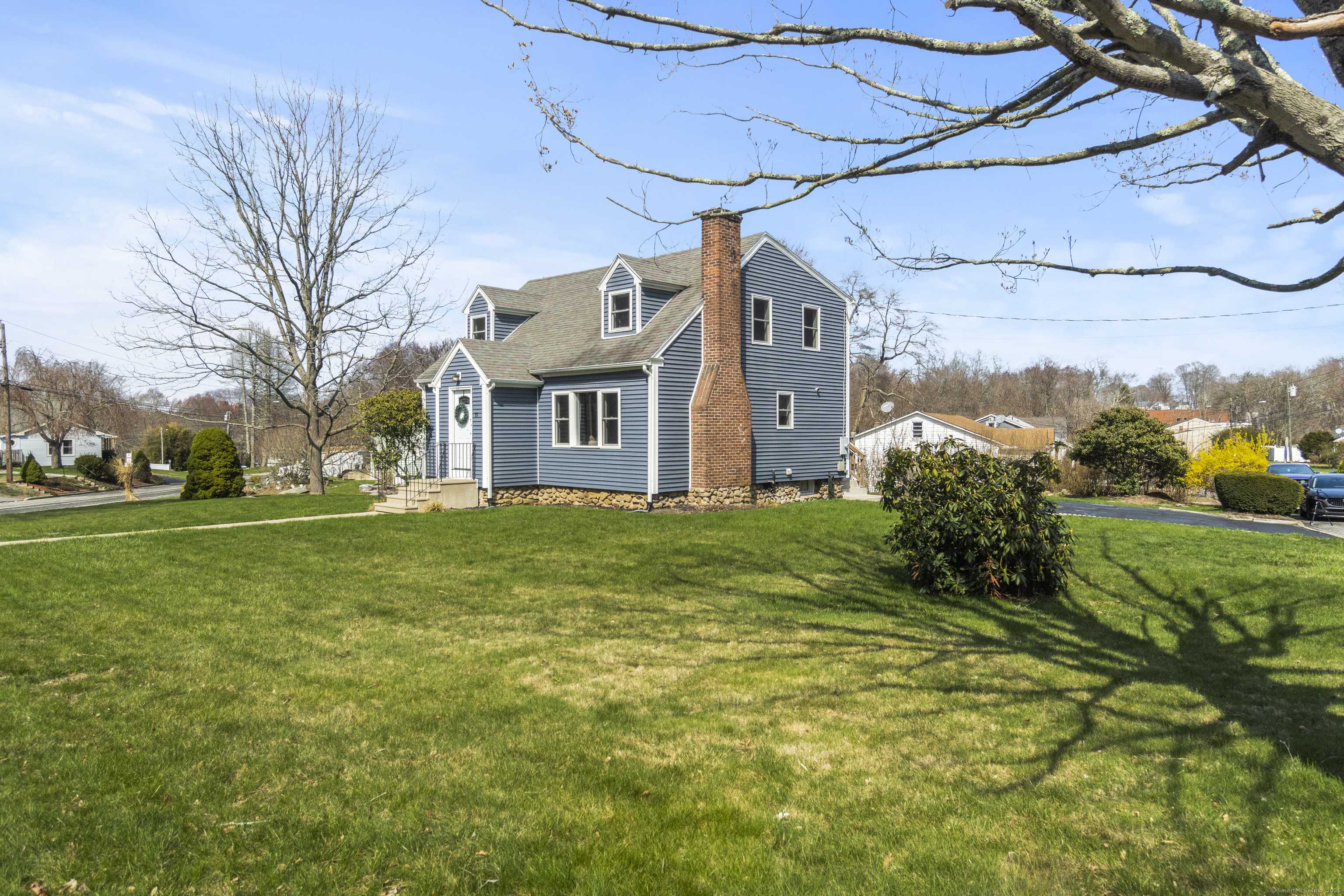 Waterford, CT 06385,15 Strosberg Road