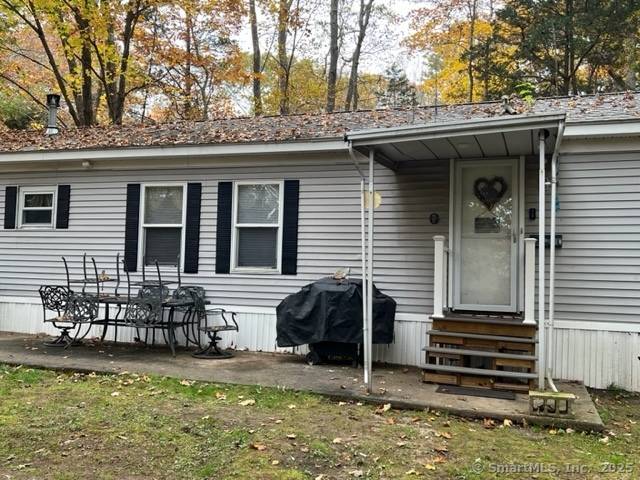 Clinton, CT 06413,85 Evergreen Park