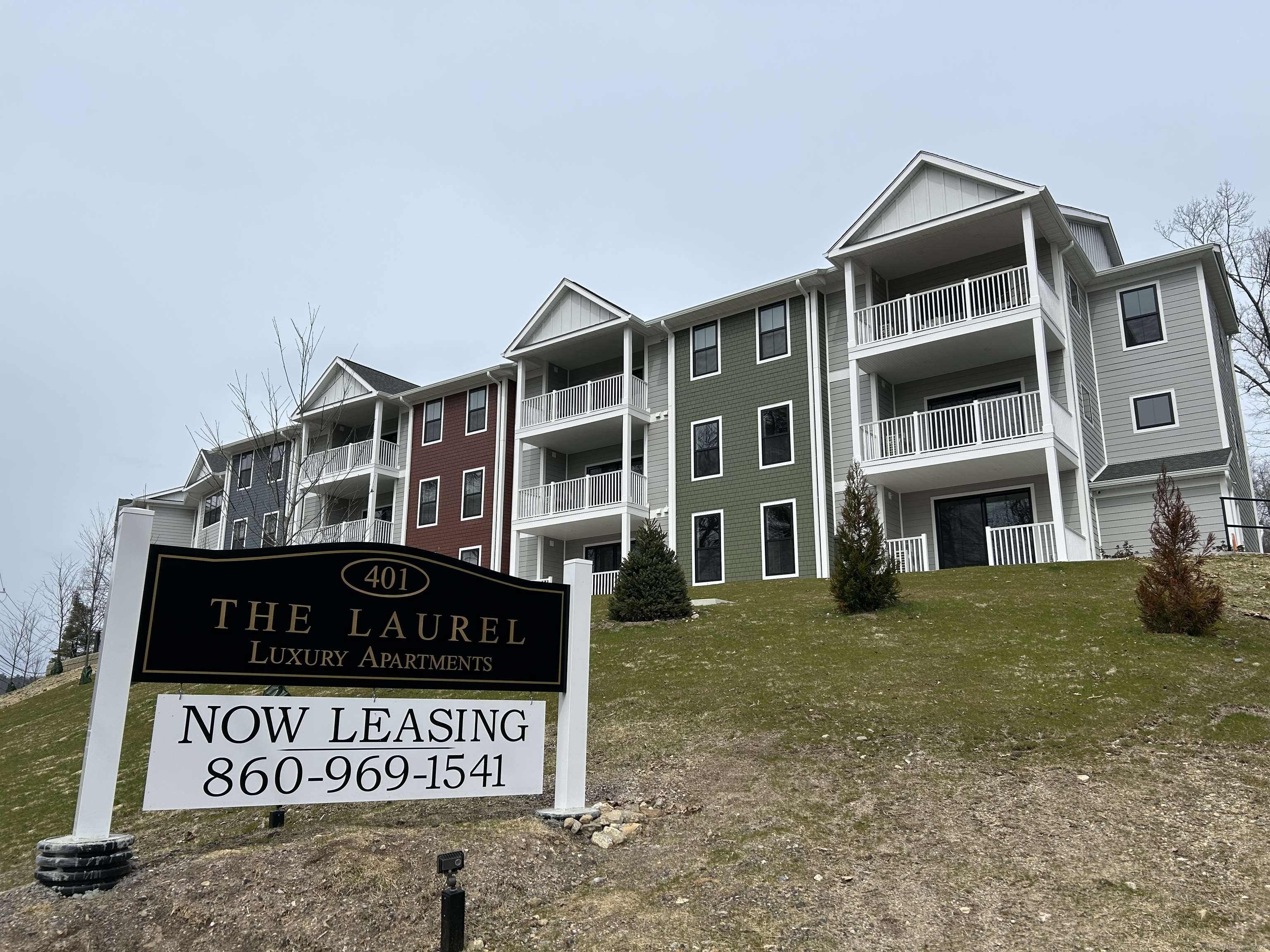 Canton, CT 06019,401 Albany Turnpike #313