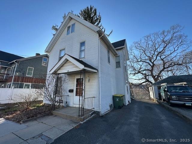 Waterbury, CT 06706,13 Simons Avenue