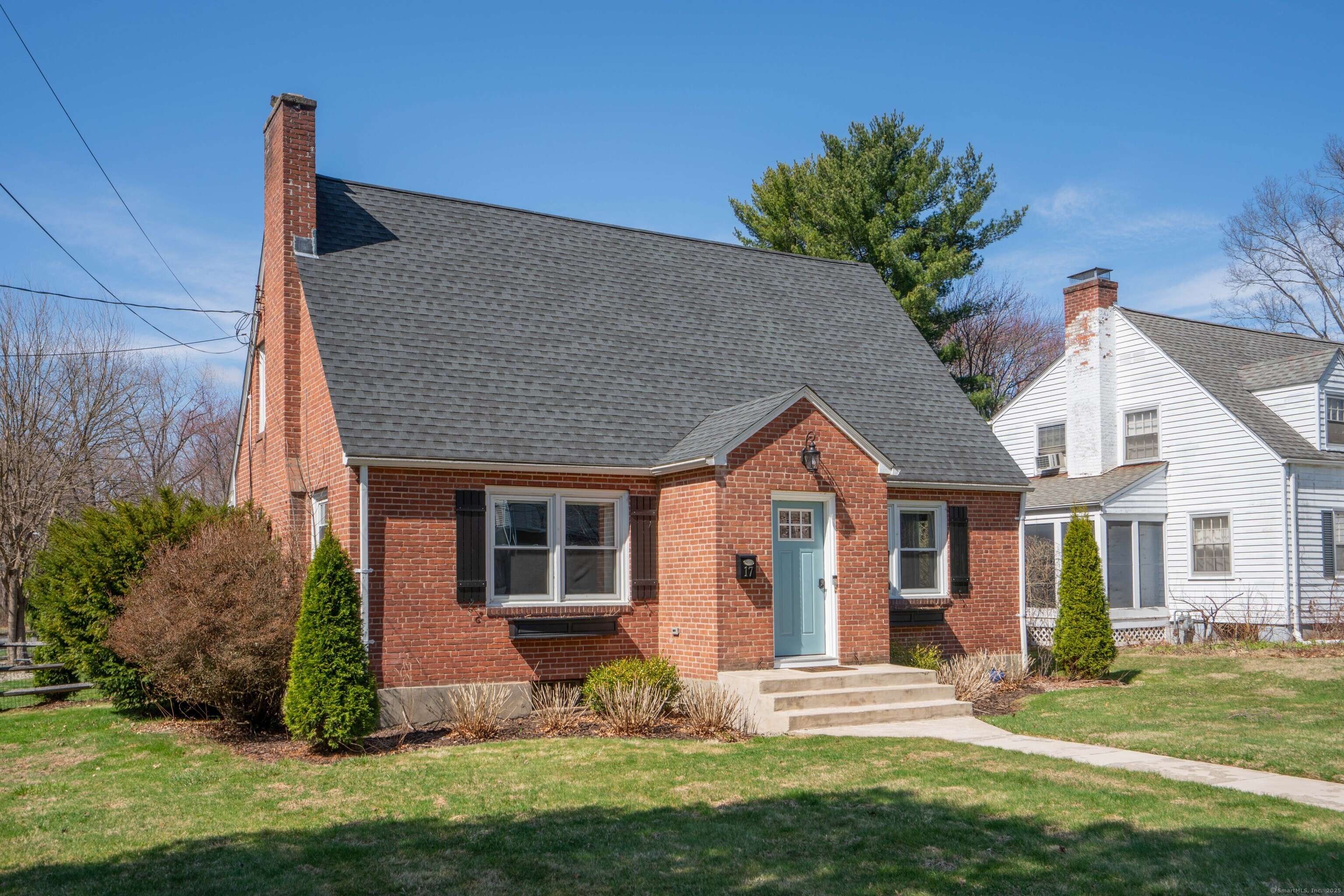 West Hartford, CT 06117,17 Tecumseh Road