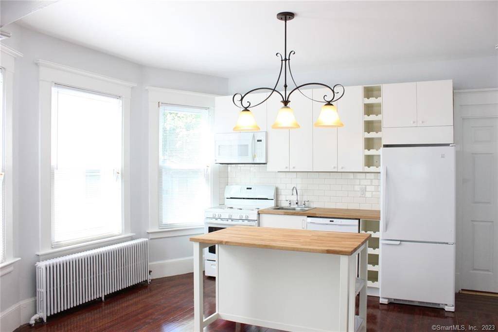 New Haven, CT 06511,64 Brownell Street #1A