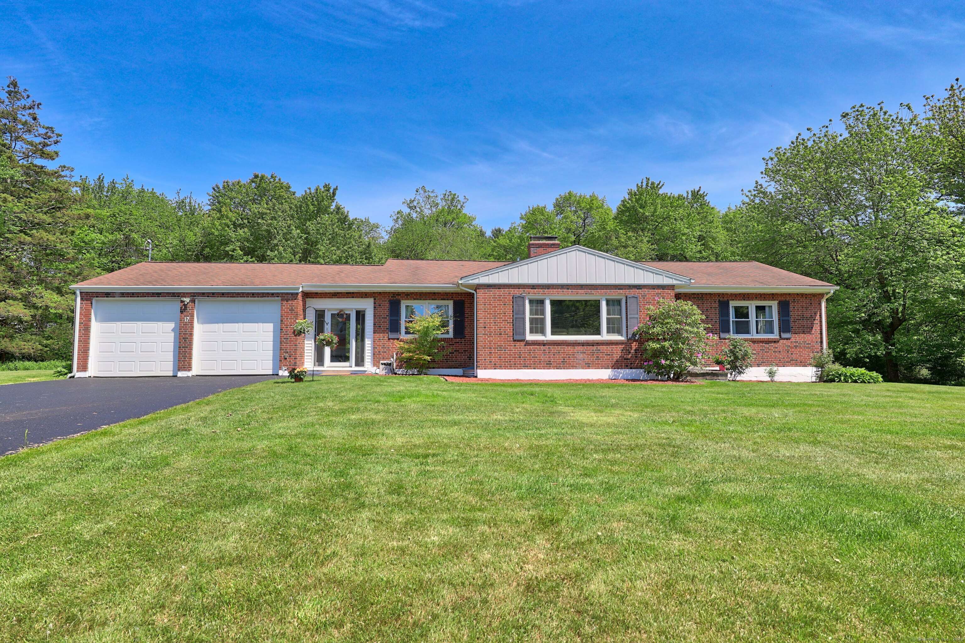 Prospect, CT 06712,17 Straitsville Road